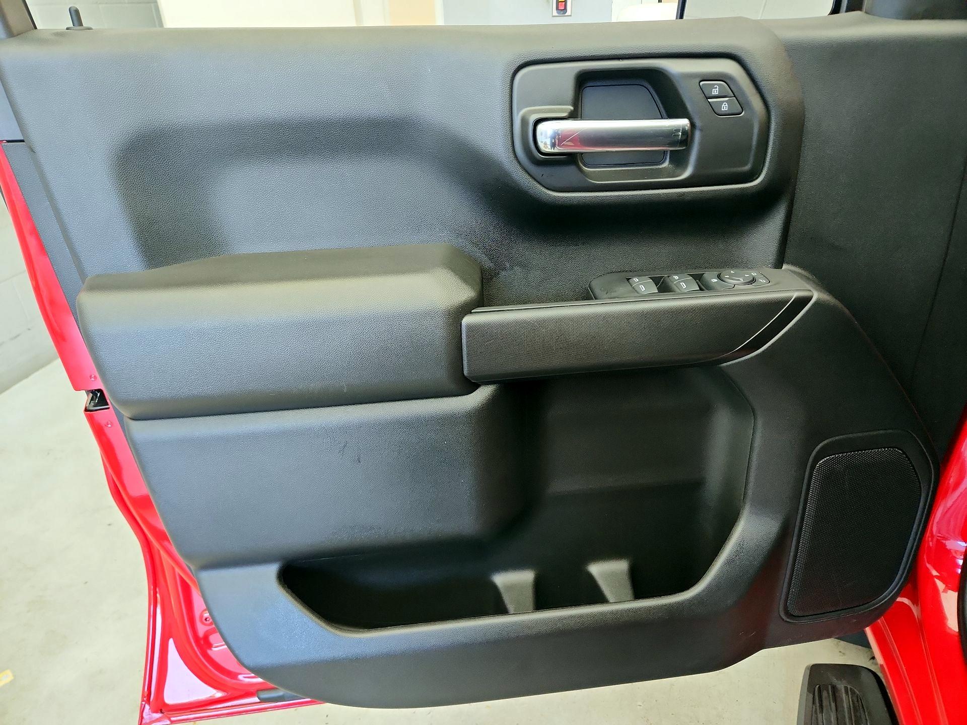 Thumbnail: 2023 Chevrolet Silverado 1500 - 12