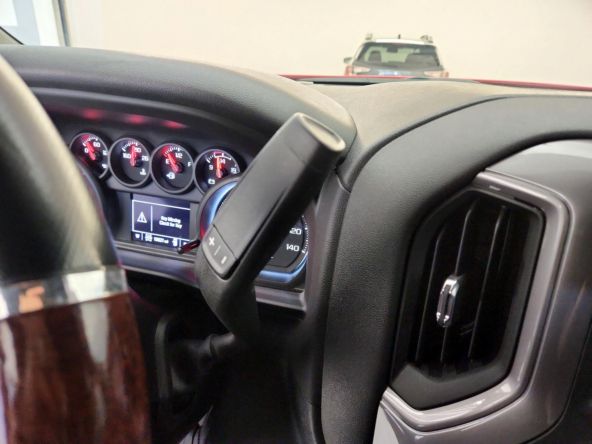 Thumbnail: 2023 Chevrolet Silverado 1500 - 17