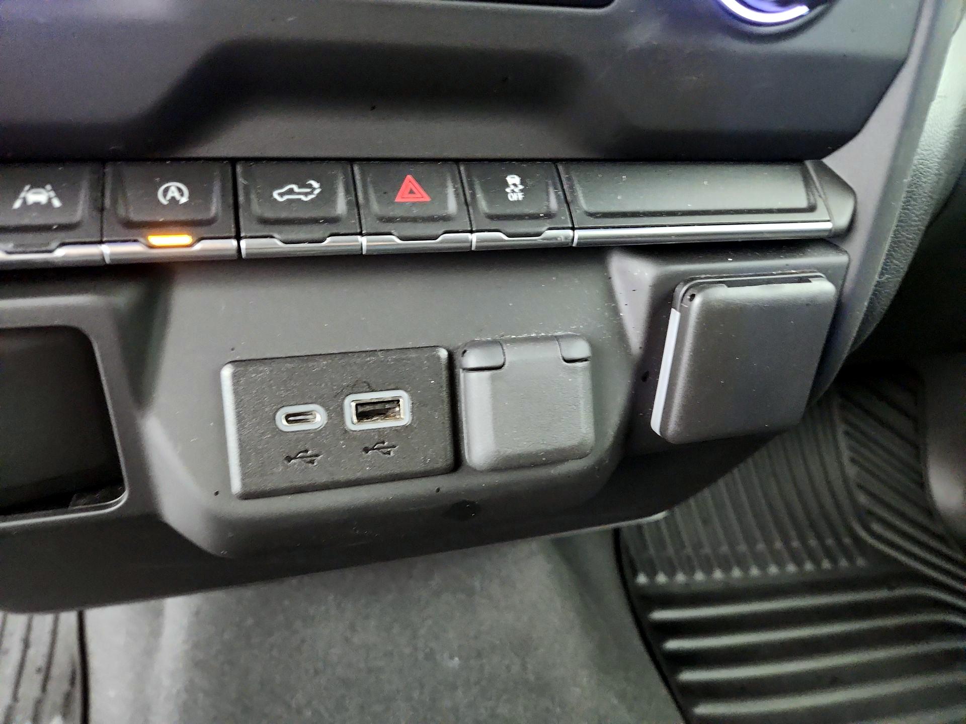 Thumbnail: 2023 Chevrolet Silverado 1500 - 18