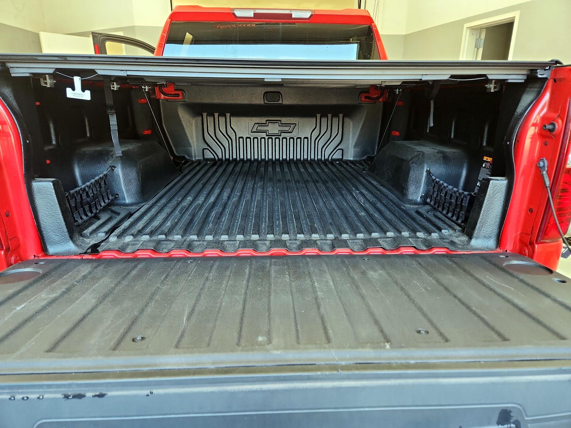 Thumbnail: 2023 Chevrolet Silverado 1500 - 20