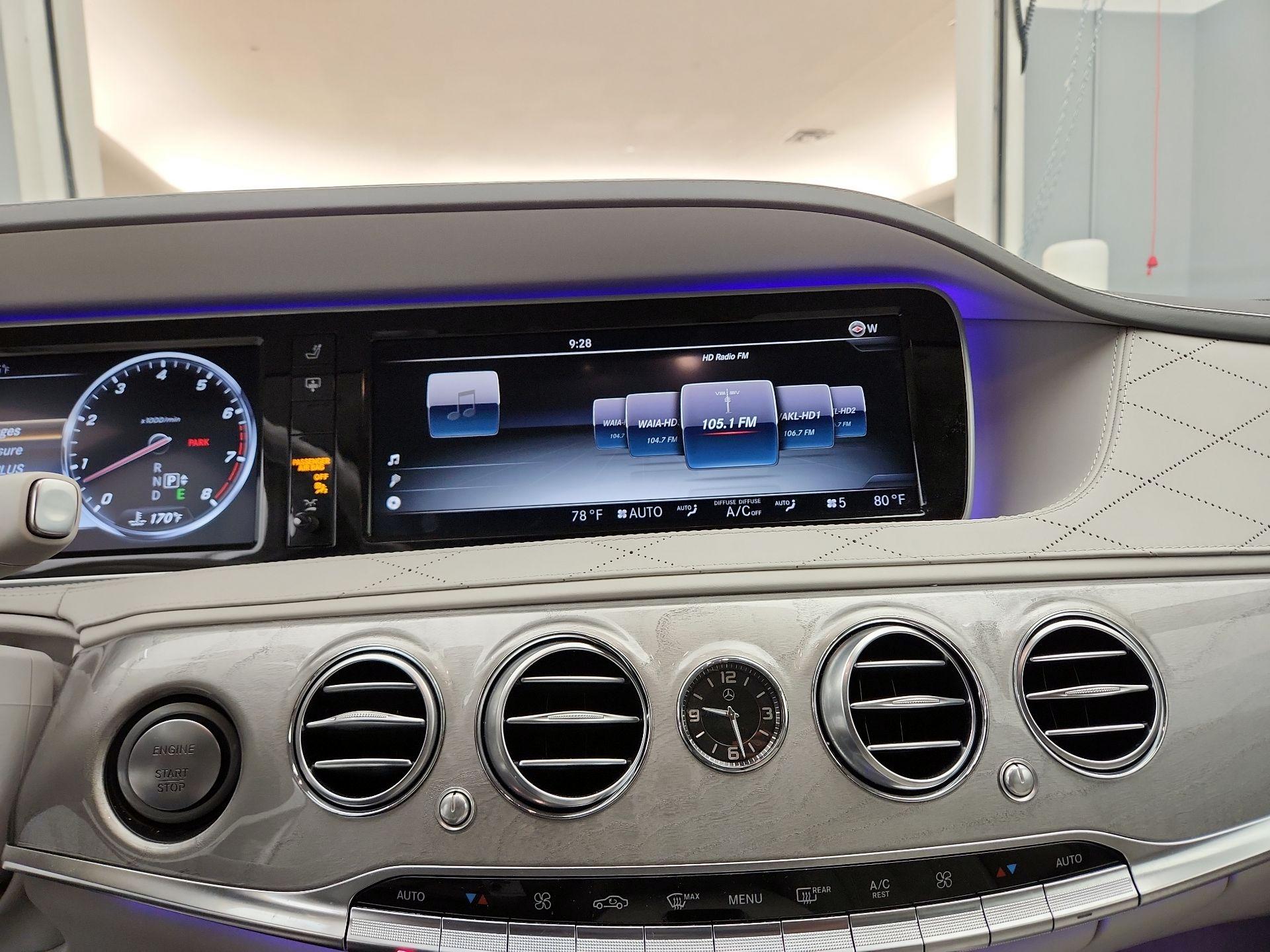 Thumbnail: 2015 Mercedes-Benz S-Class - 16