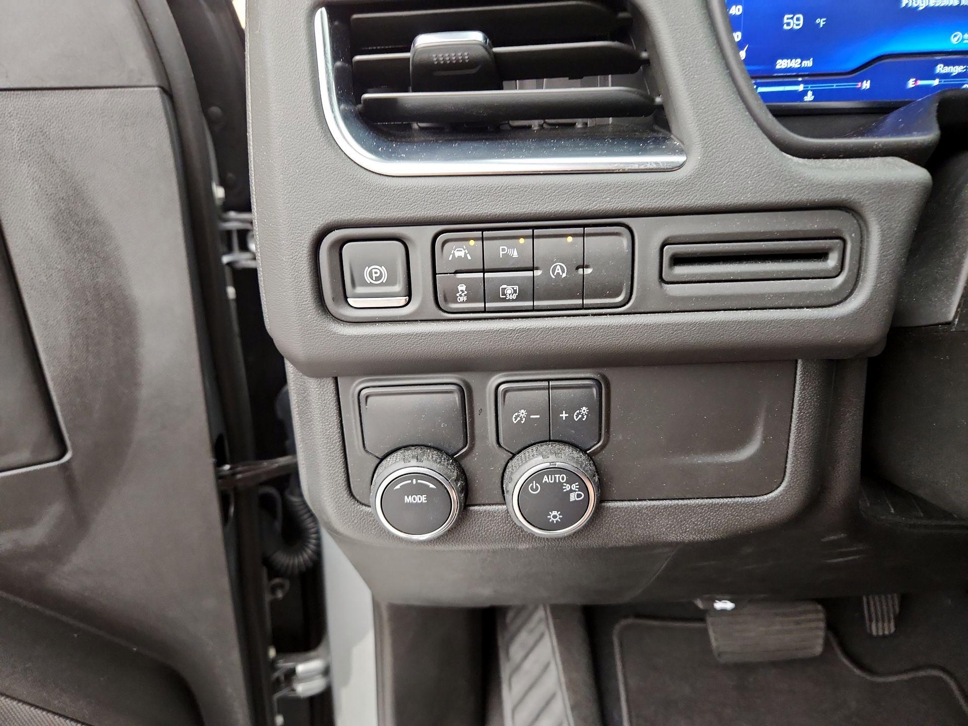 Thumbnail: 2024 Chevrolet Tahoe - 13