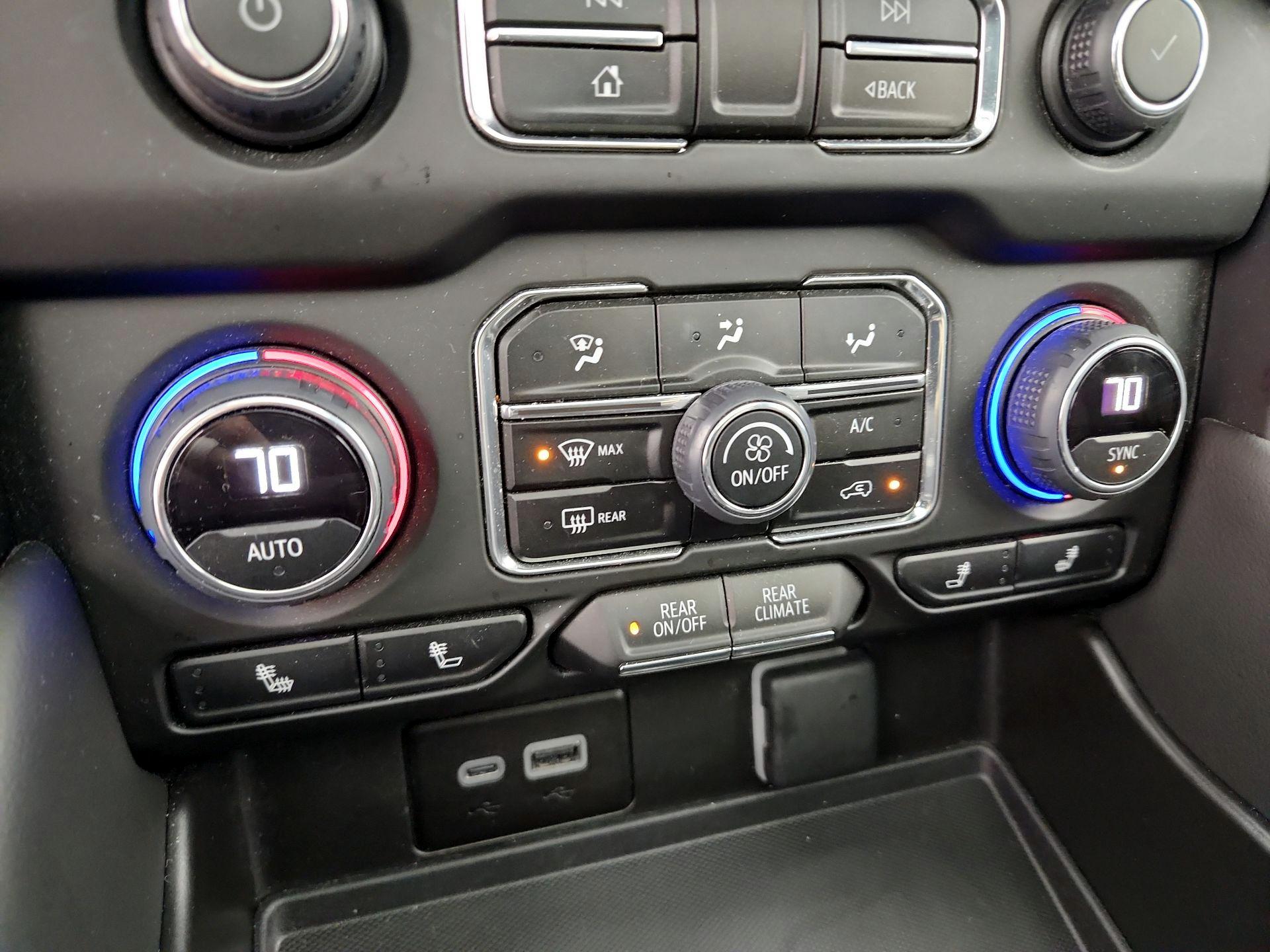 Thumbnail: 2024 Chevrolet Tahoe - 17