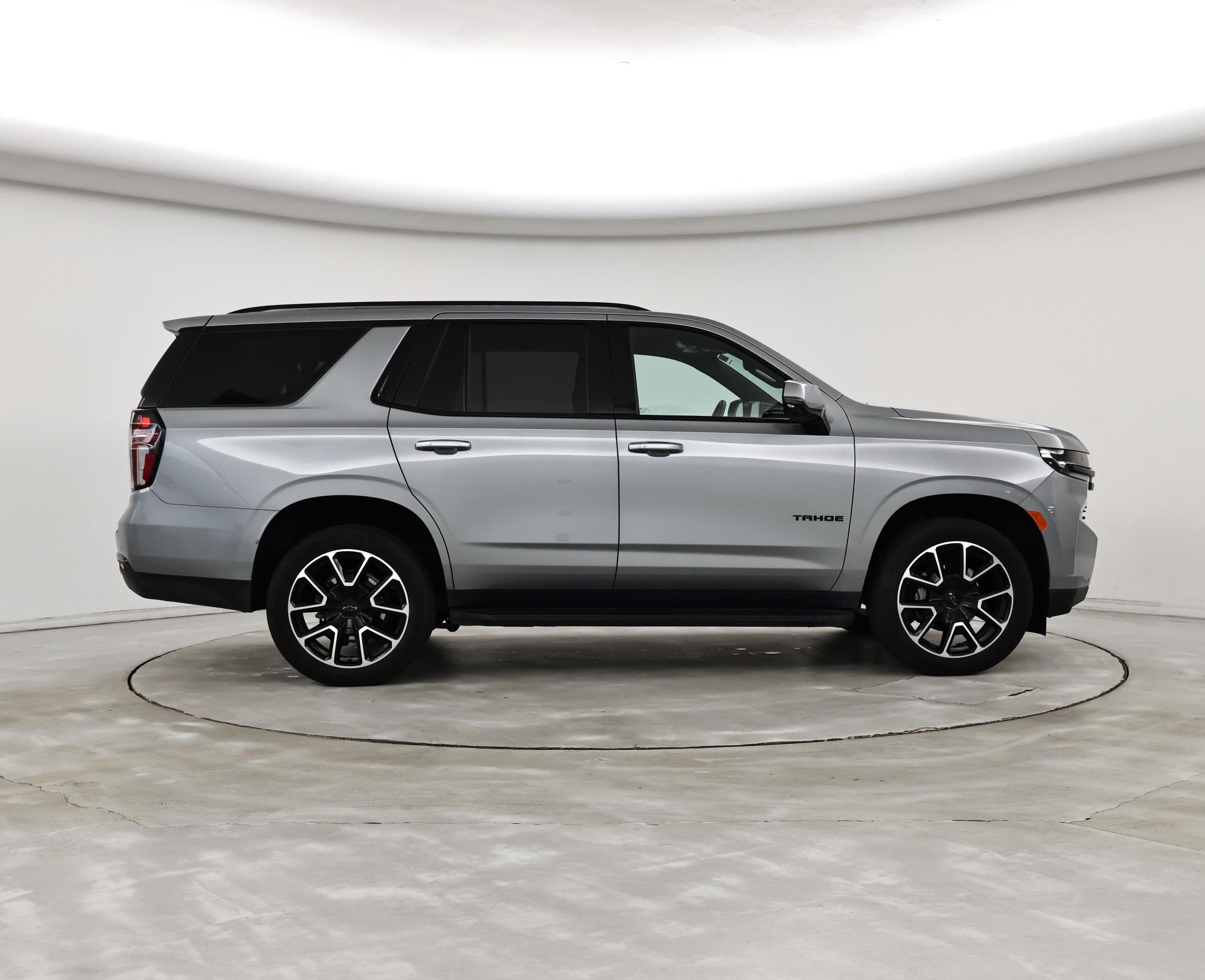 Thumbnail: 2024 Chevrolet Tahoe - 7