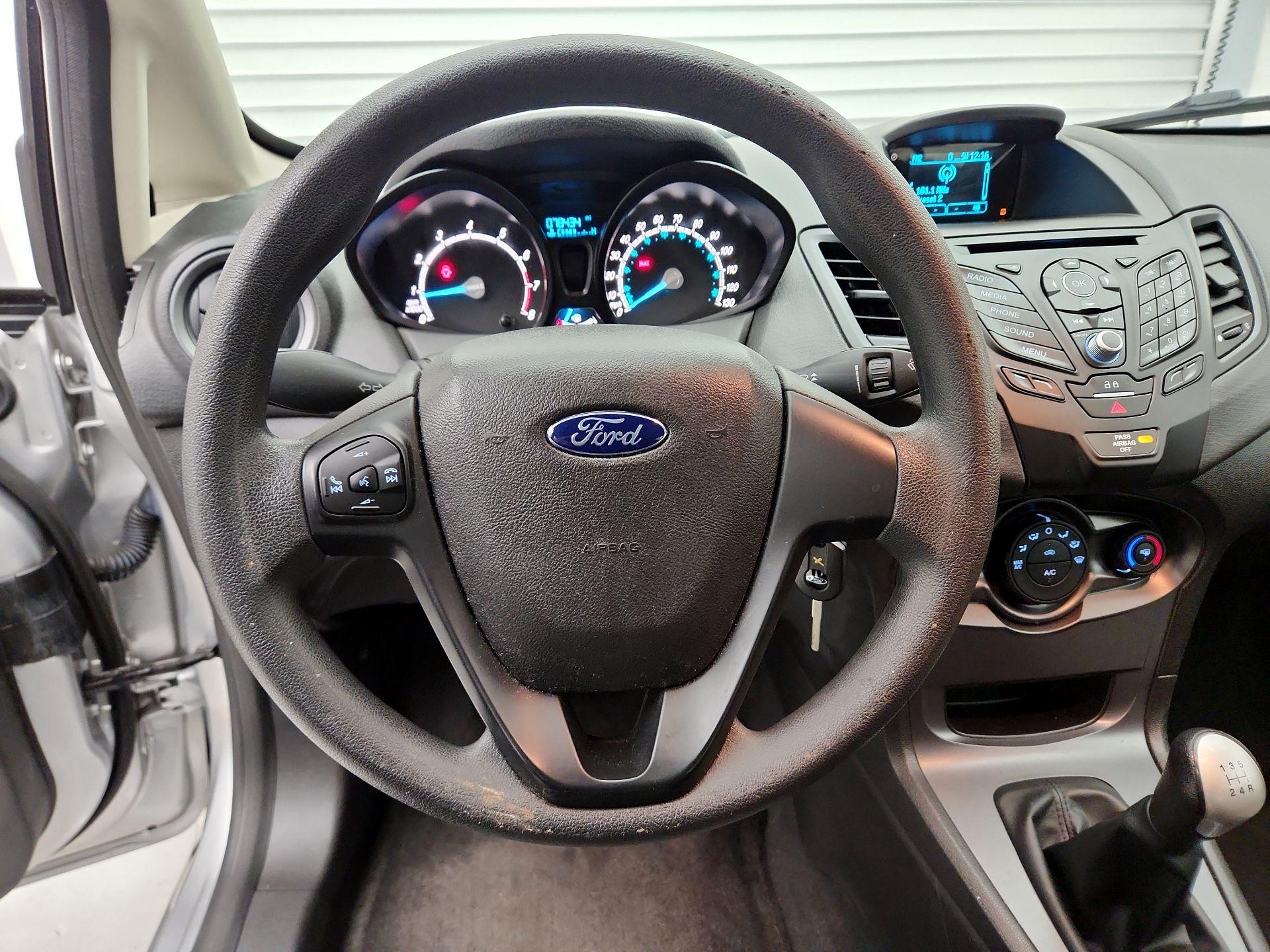 Thumbnail: 2017 Ford Fiesta - 10