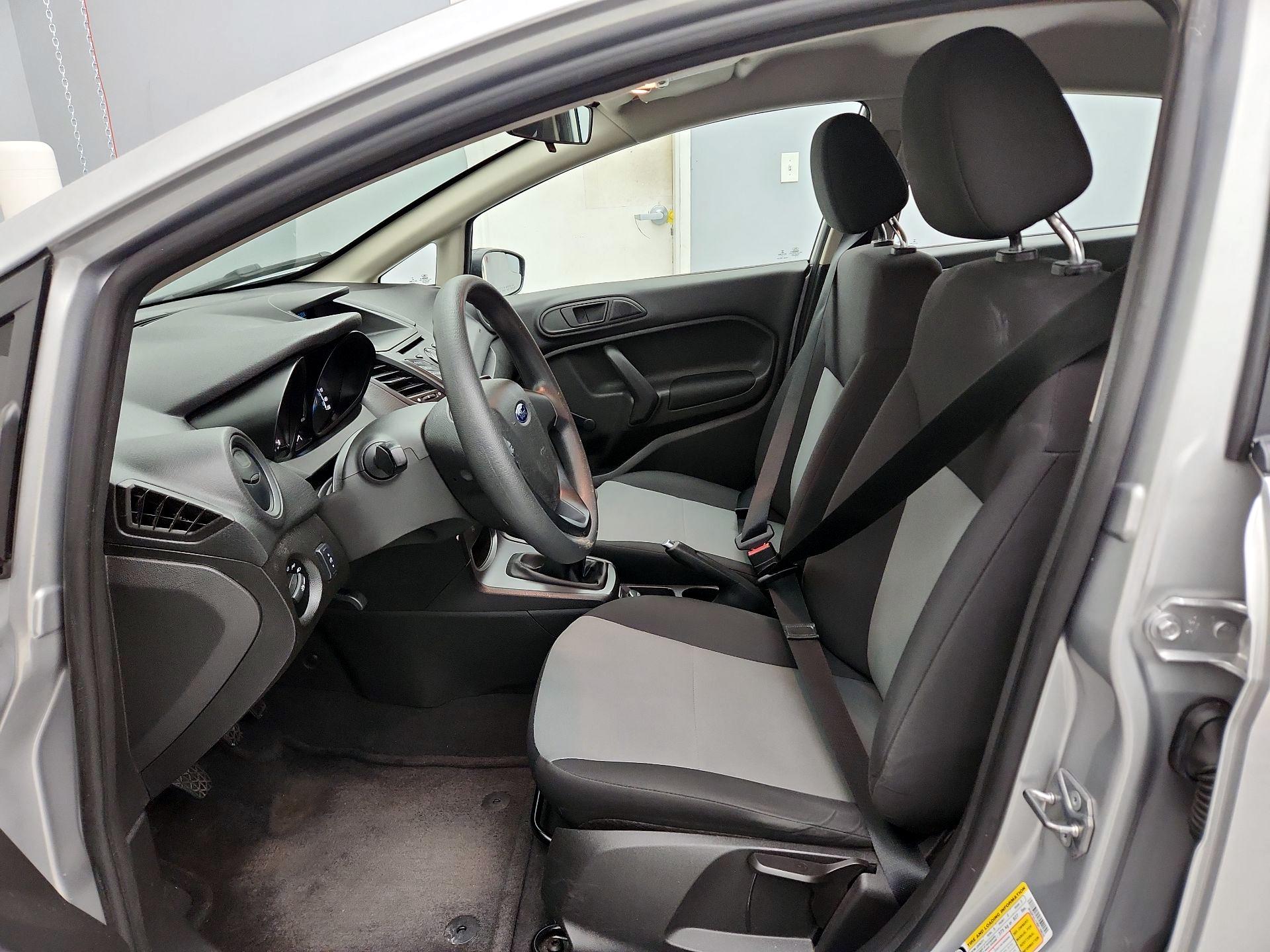 Thumbnail: 2017 Ford Fiesta - 11