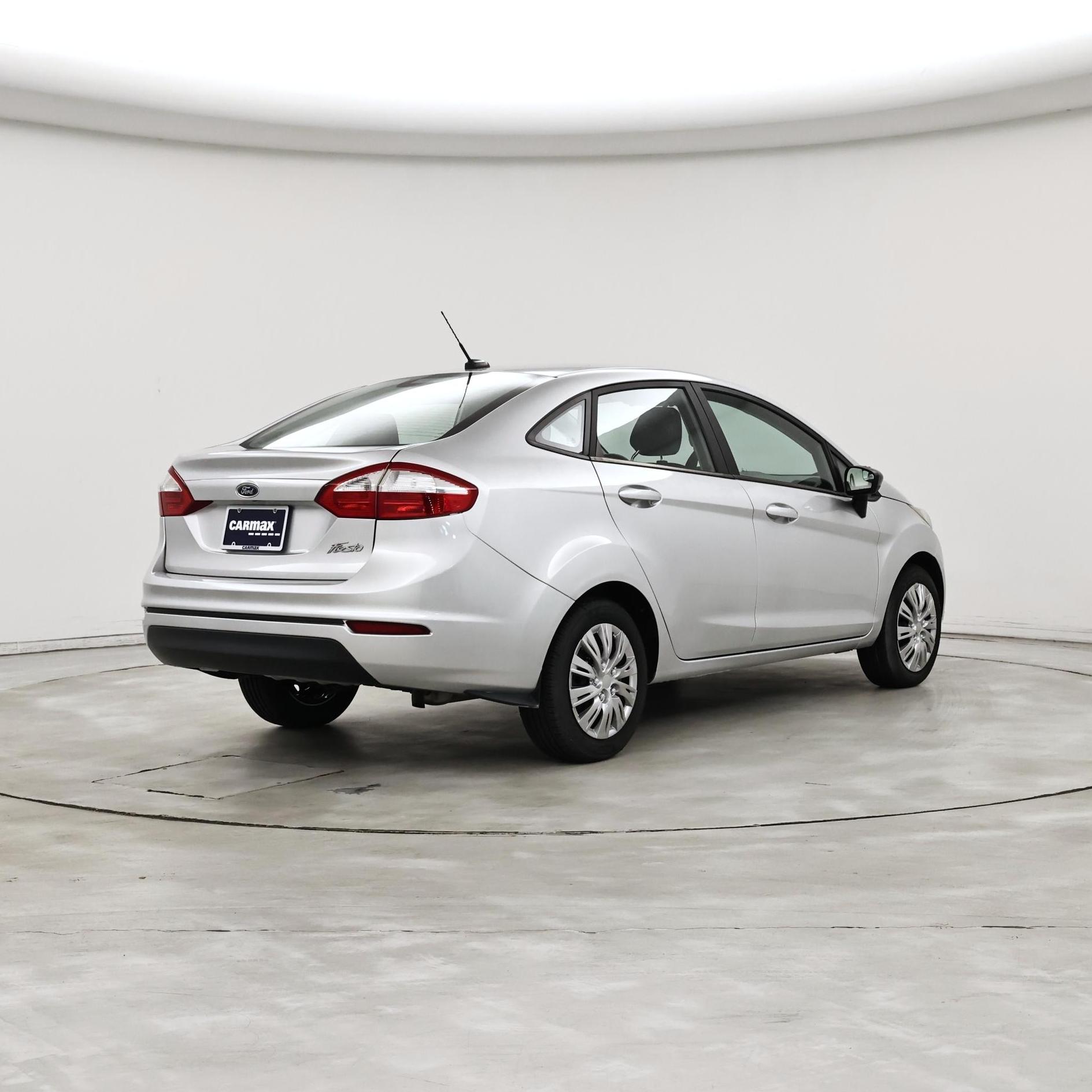 Thumbnail: 2017 Ford Fiesta - 8