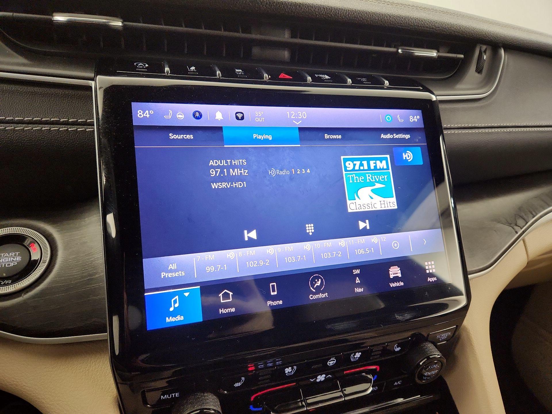 Thumbnail: 2023 Jeep Grand Cherokee - 15