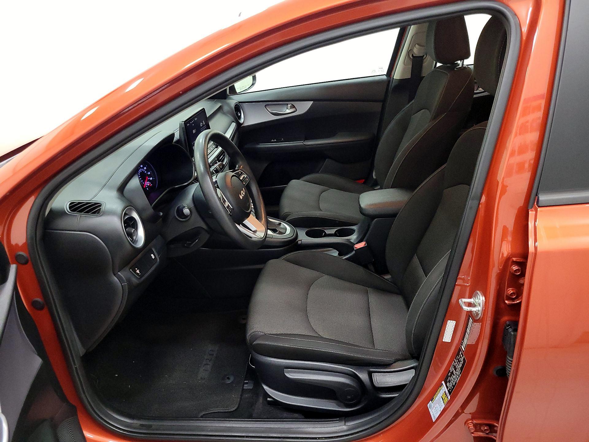 Thumbnail: 2024 Kia Forte - 11