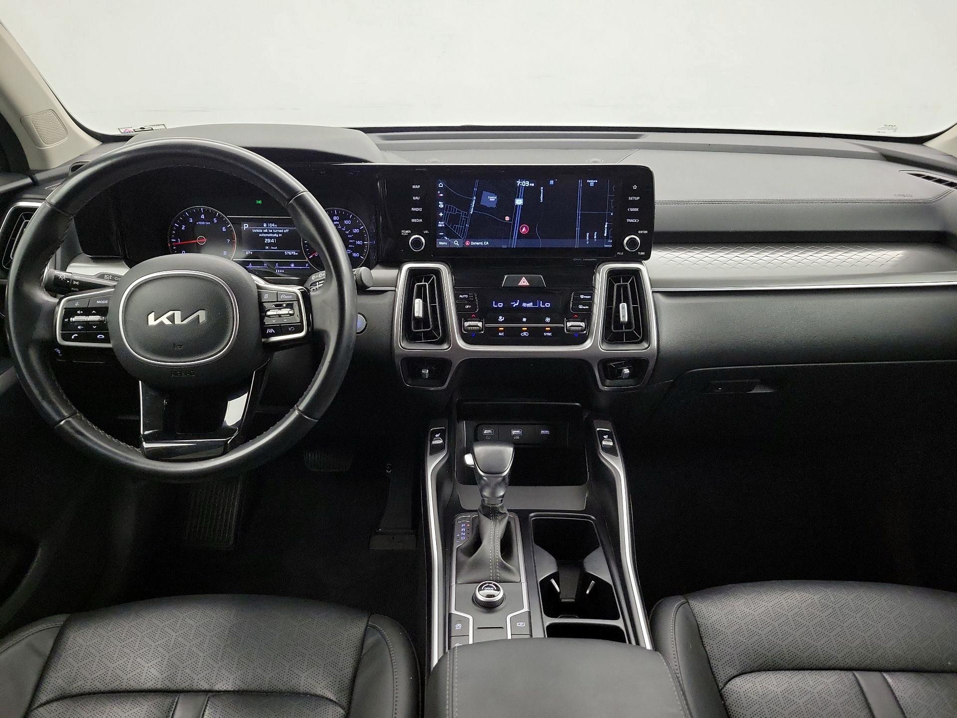 Thumbnail: 2022 Kia Sorento - 9