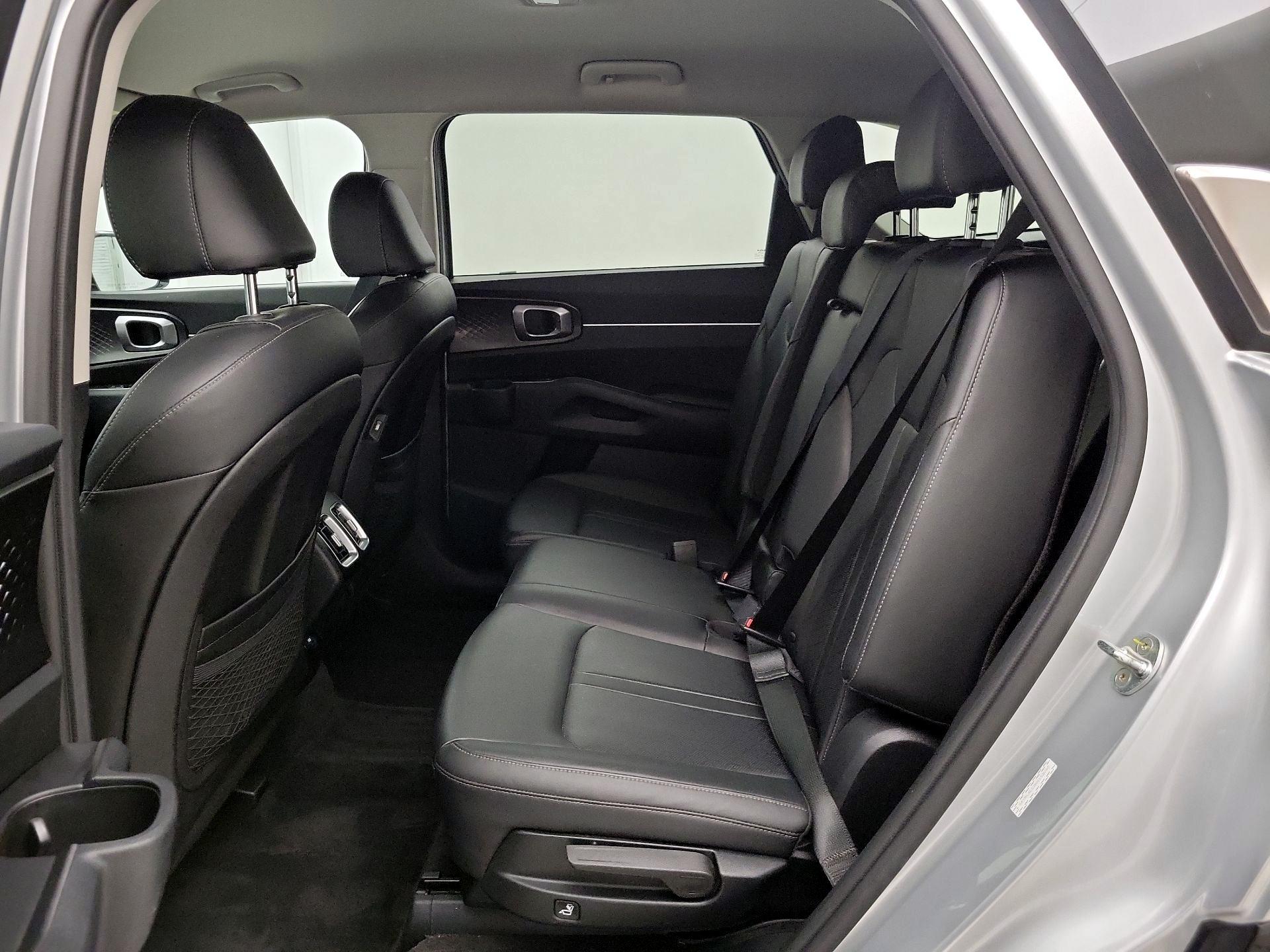 Thumbnail: 2022 Kia Sorento - 20