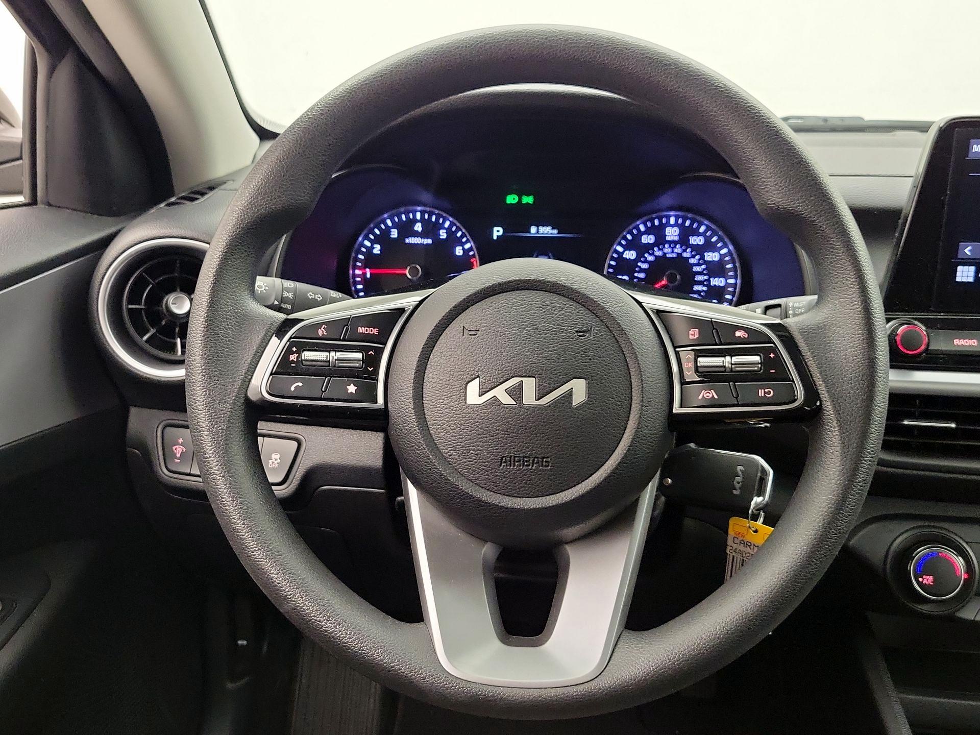 Thumbnail: 2023 Kia Forte - 10