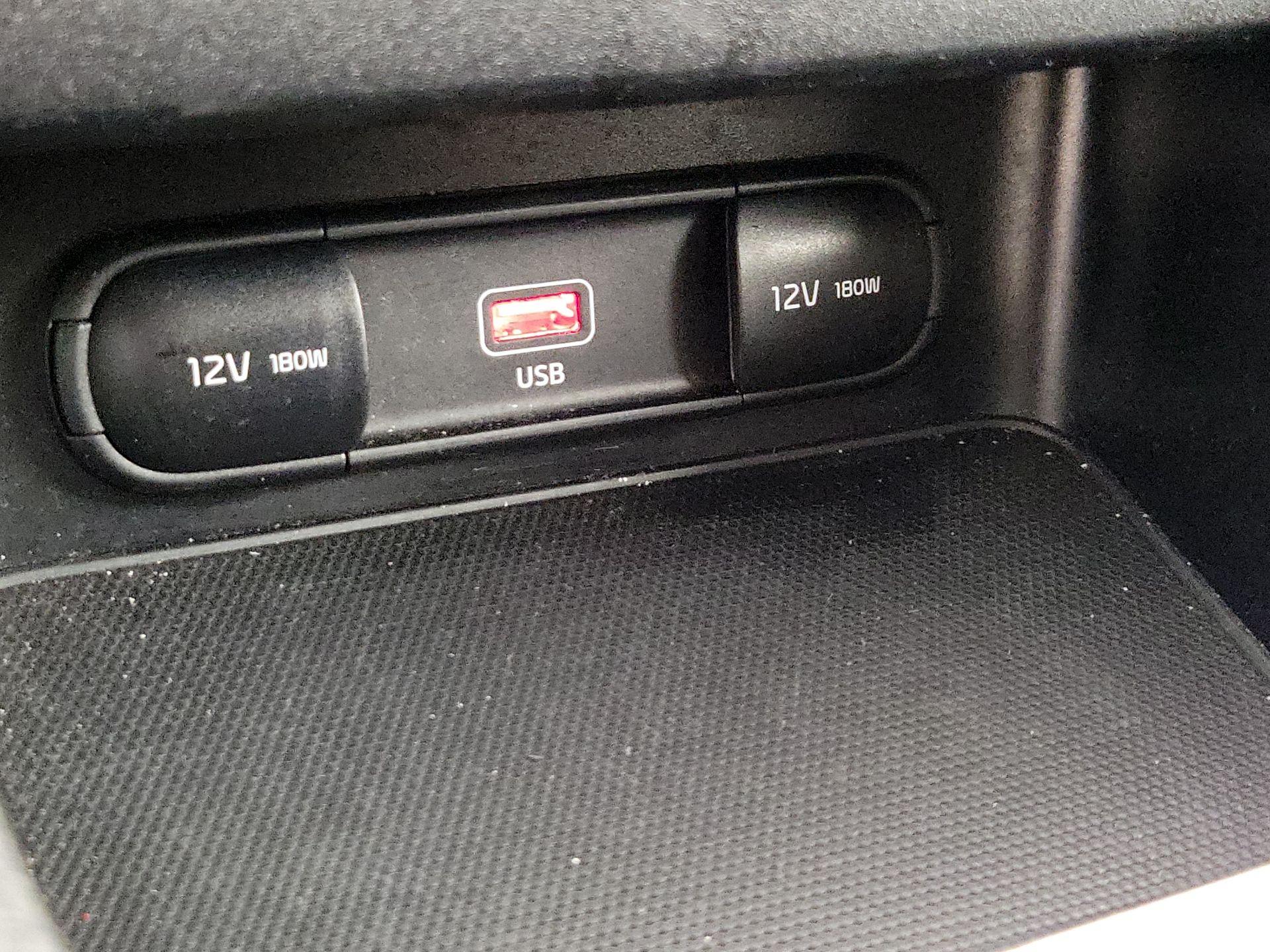 Thumbnail: 2023 Kia Forte - 18