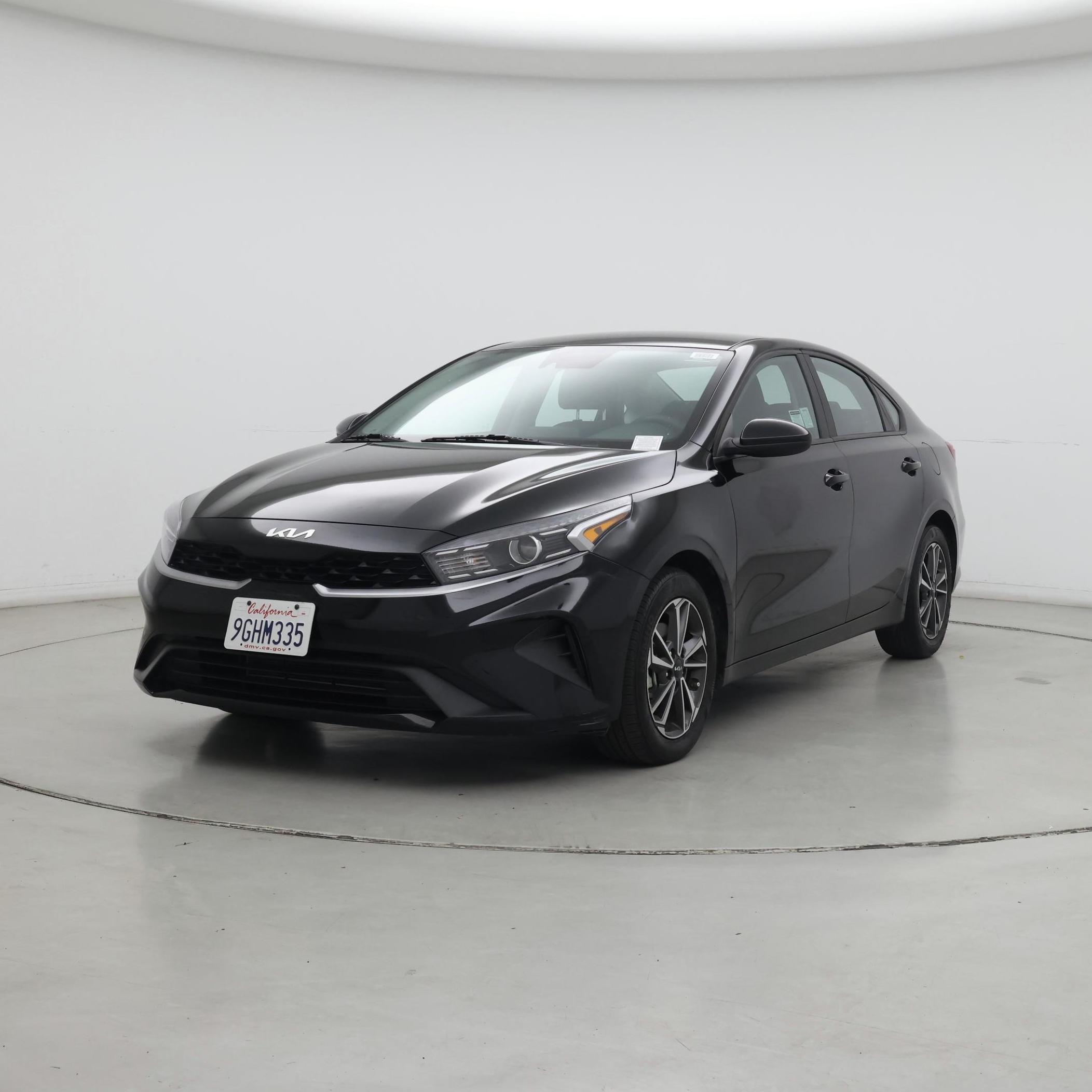 Thumbnail: 2023 Kia Forte - 4