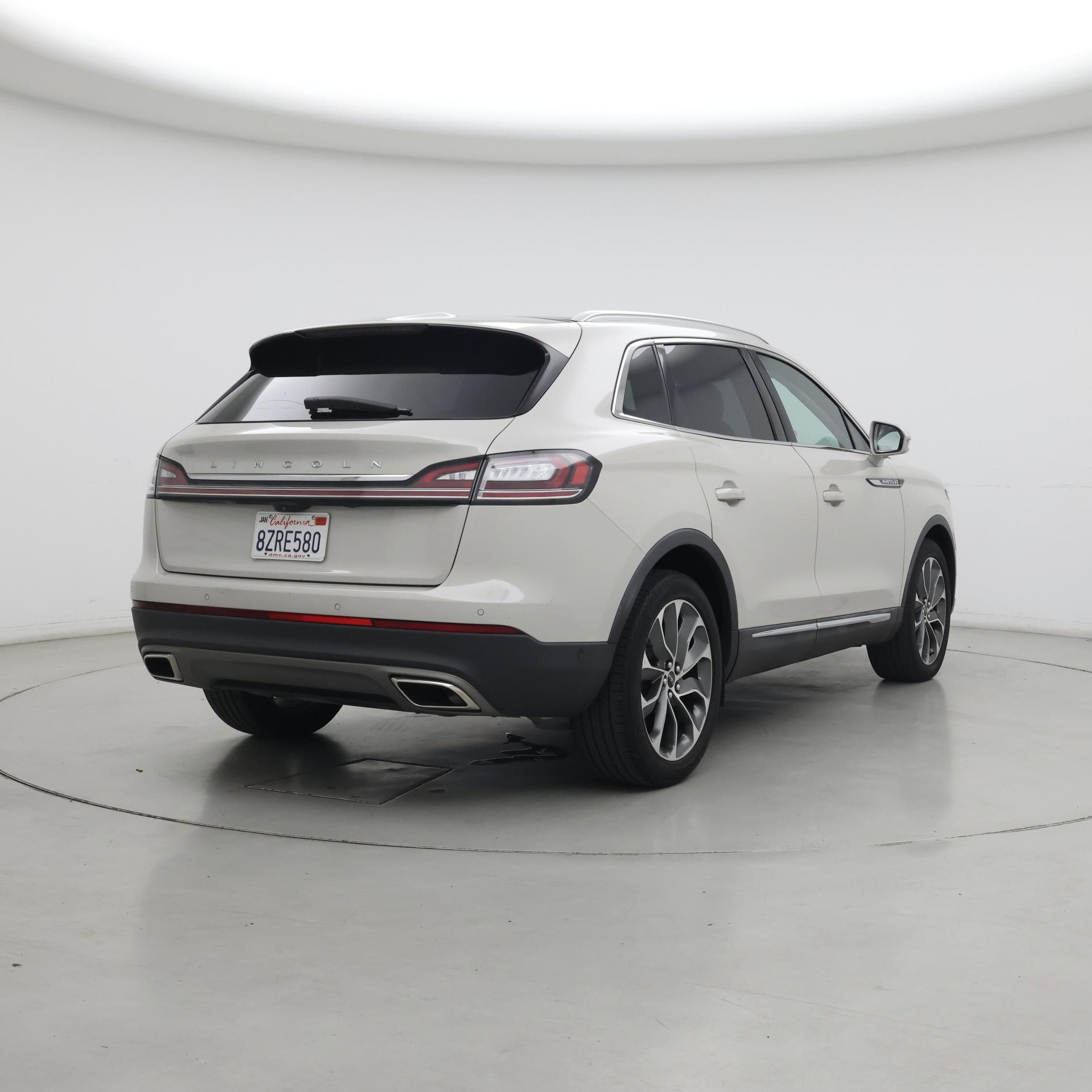 Thumbnail: 2021 Lincoln Nautilus - 8