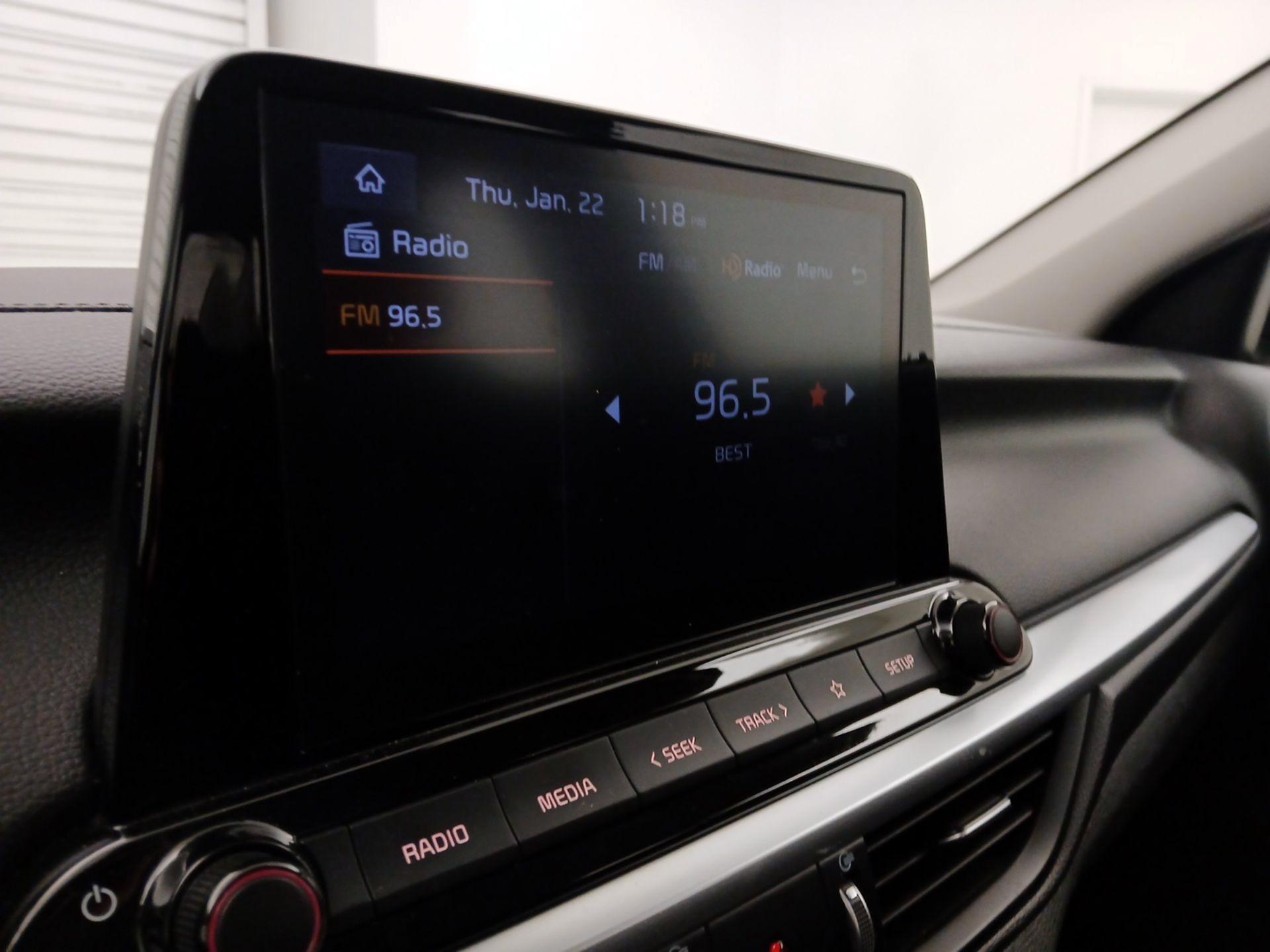 Thumbnail: 2022 Kia Forte - 15