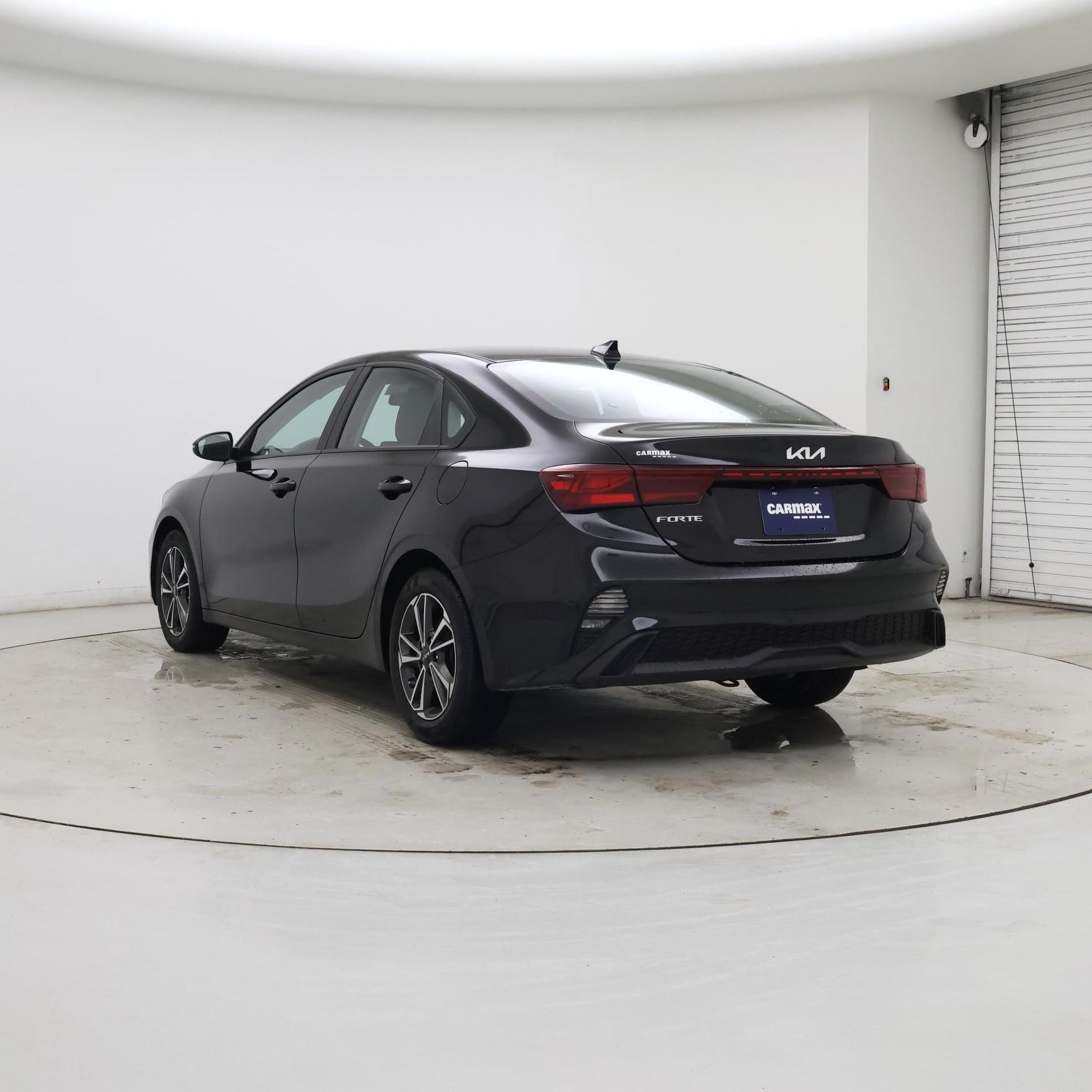 Thumbnail: 2022 Kia Forte - 2