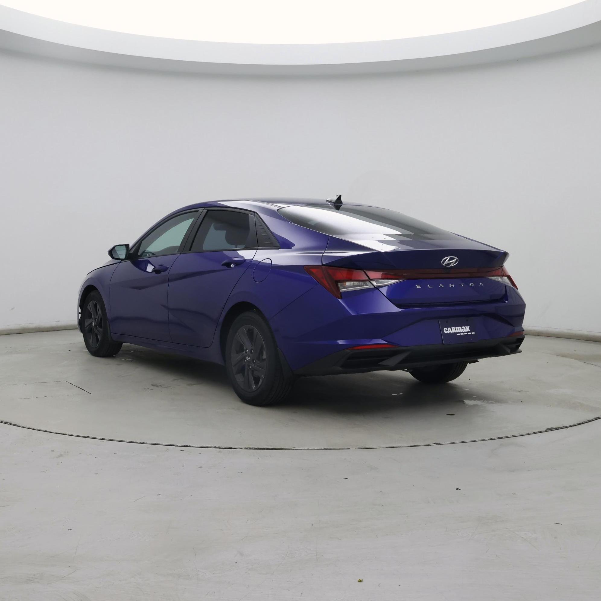 Thumbnail: 2023 Hyundai Elantra - 2