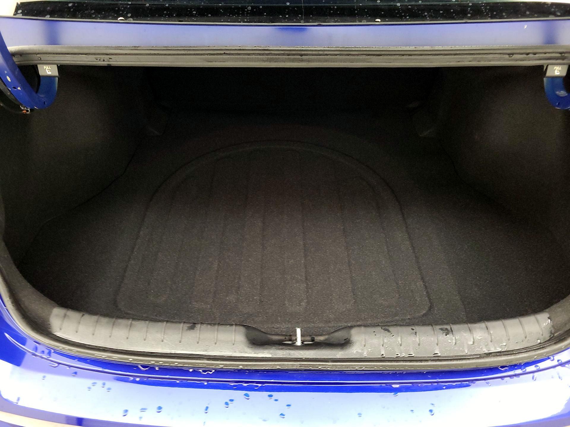 Thumbnail: 2023 Hyundai Elantra - 20