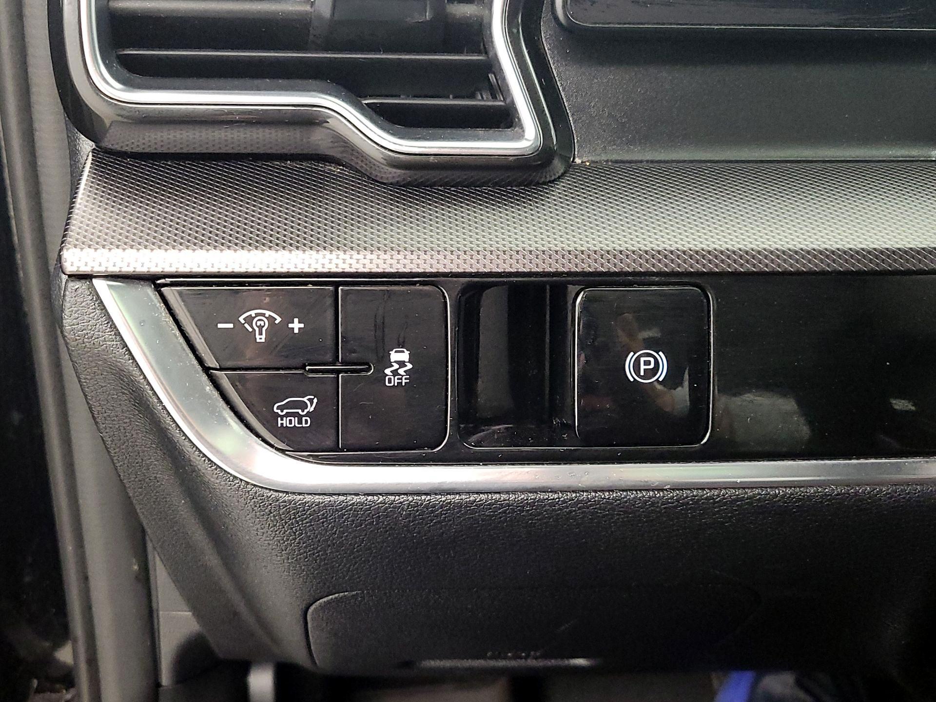 Thumbnail: 2023 Kia Sportage - 13