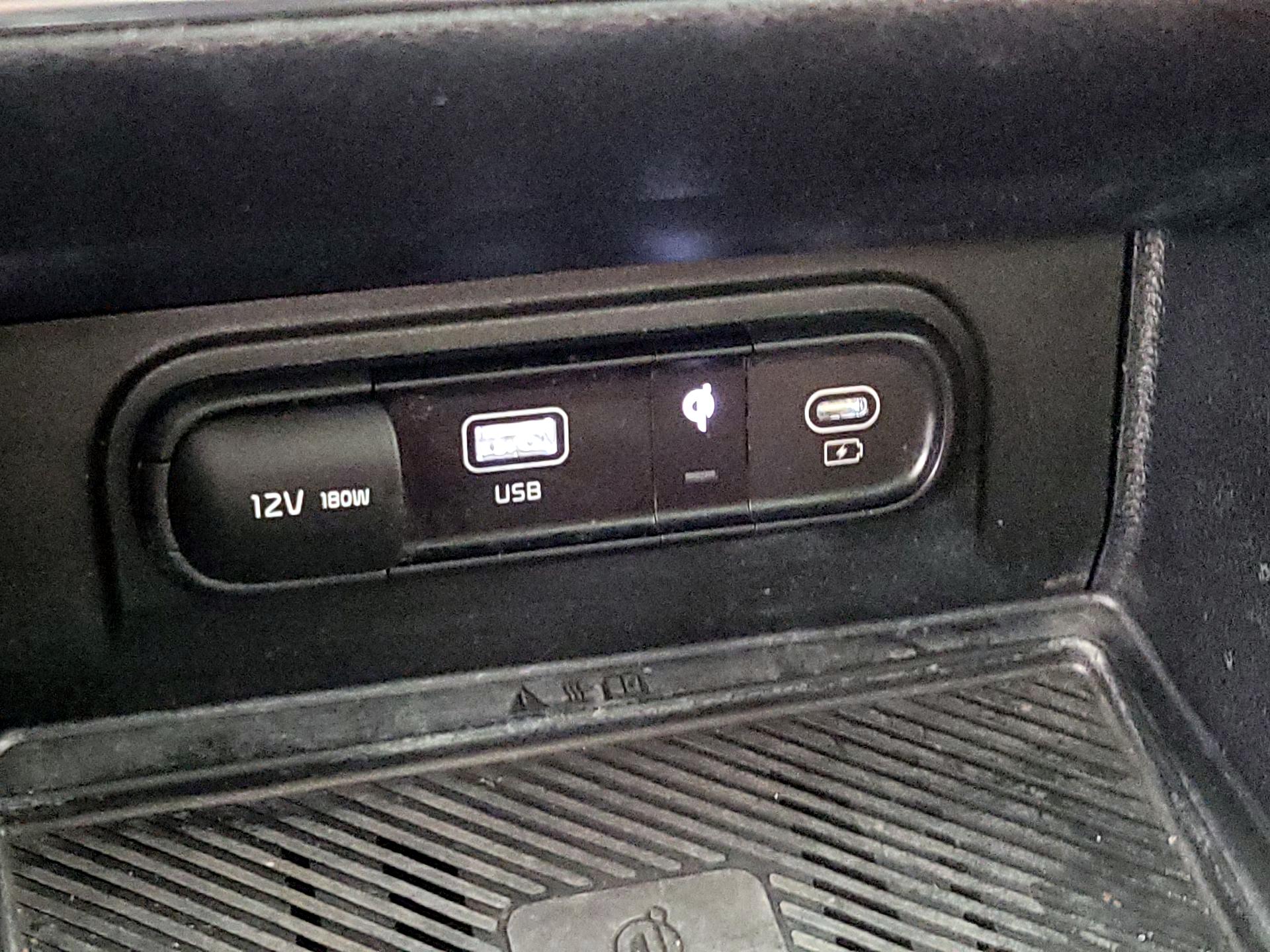 Thumbnail: 2023 Kia Sportage - 19