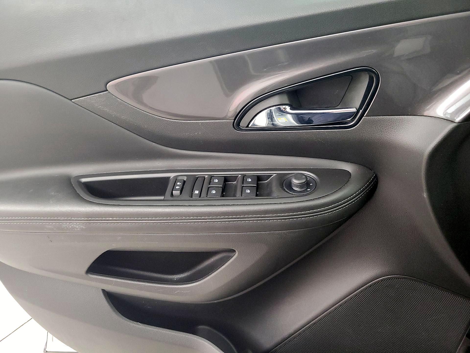 Thumbnail: 2022 Buick Encore - 12