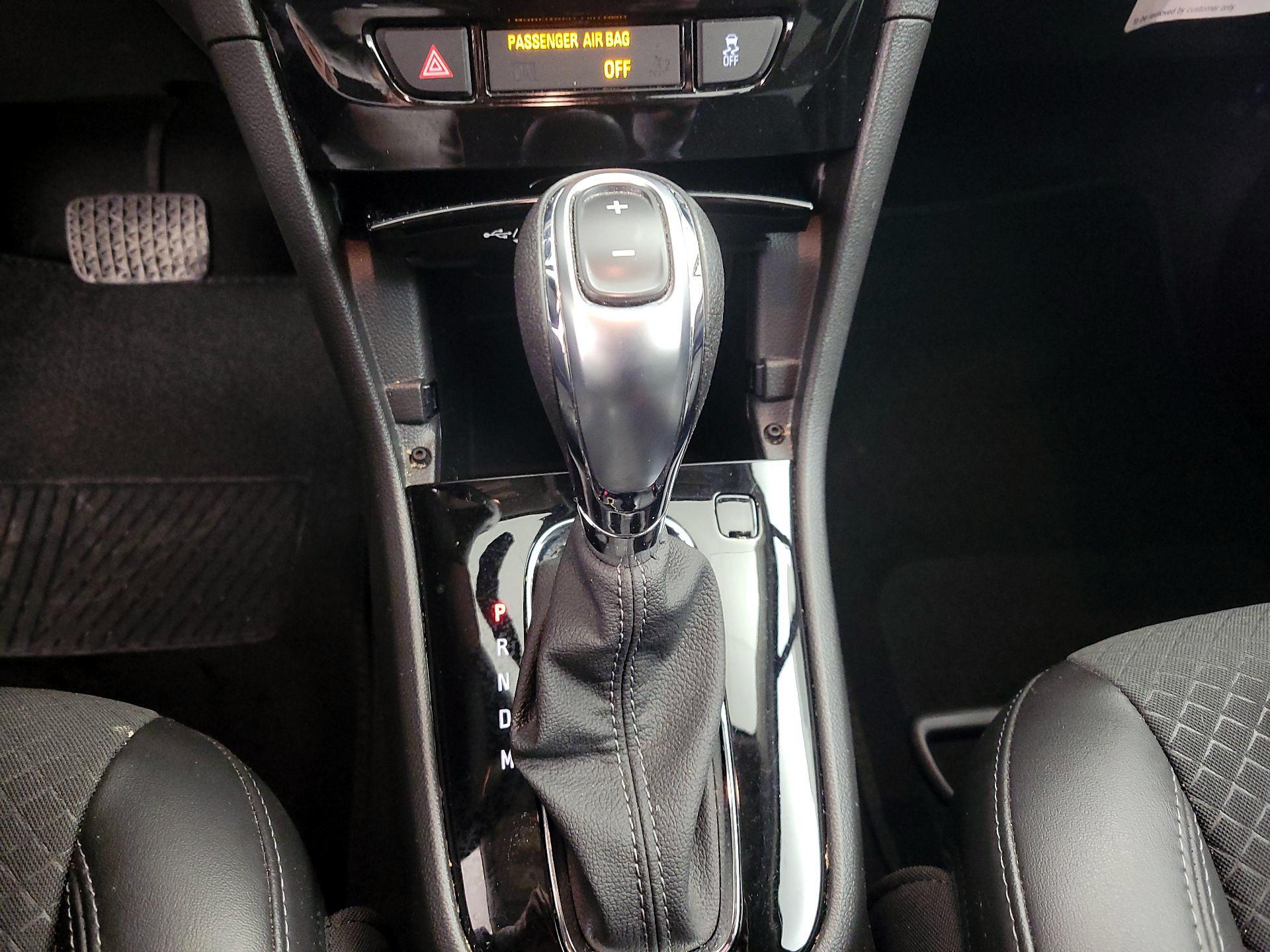 Thumbnail: 2022 Buick Encore - 17