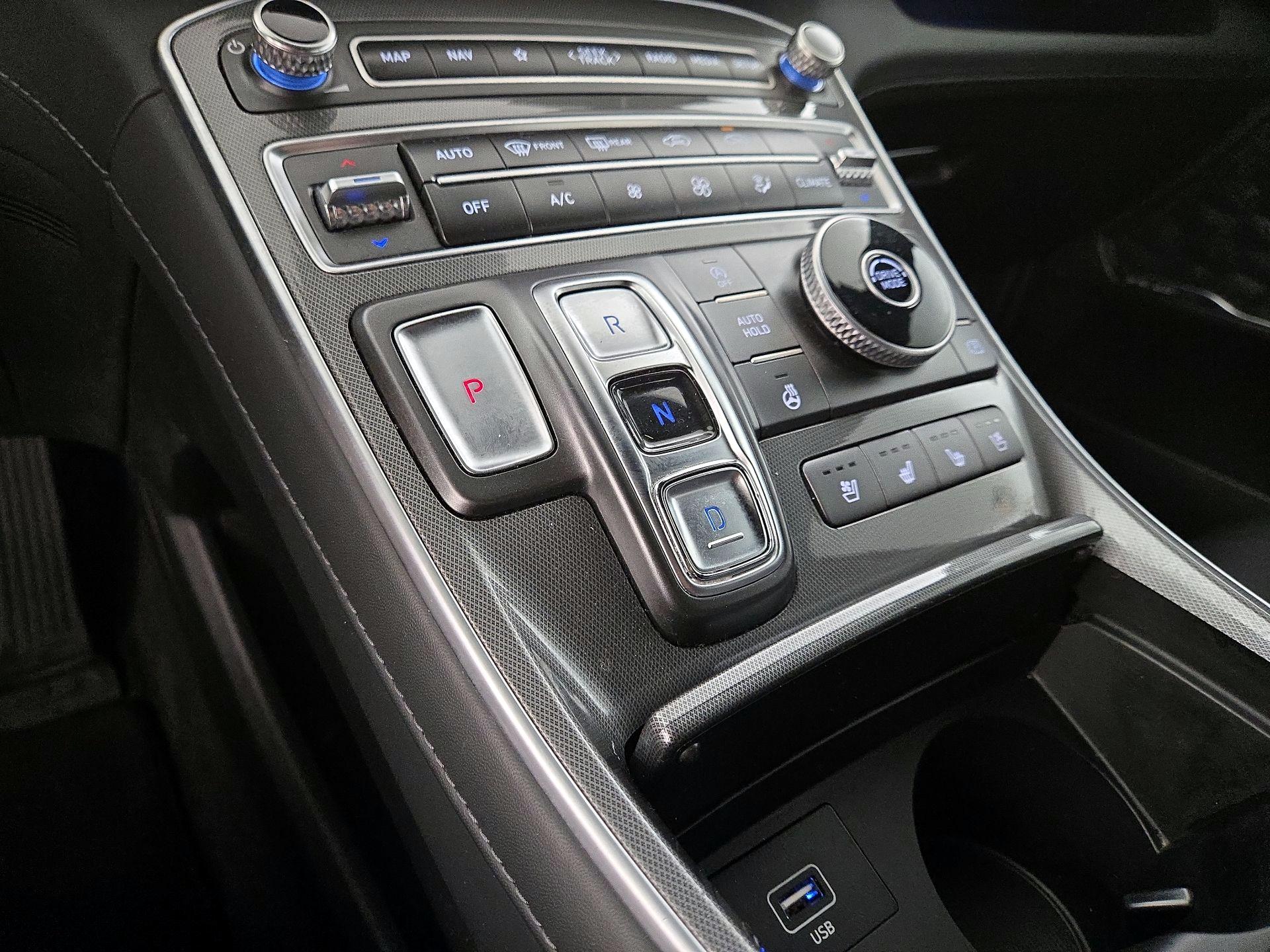 Thumbnail: 2022 Hyundai Santa Fe - 16