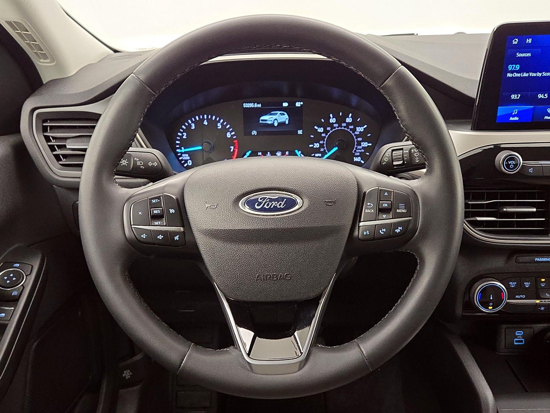 Thumbnail: 2022 Ford Escape - 10