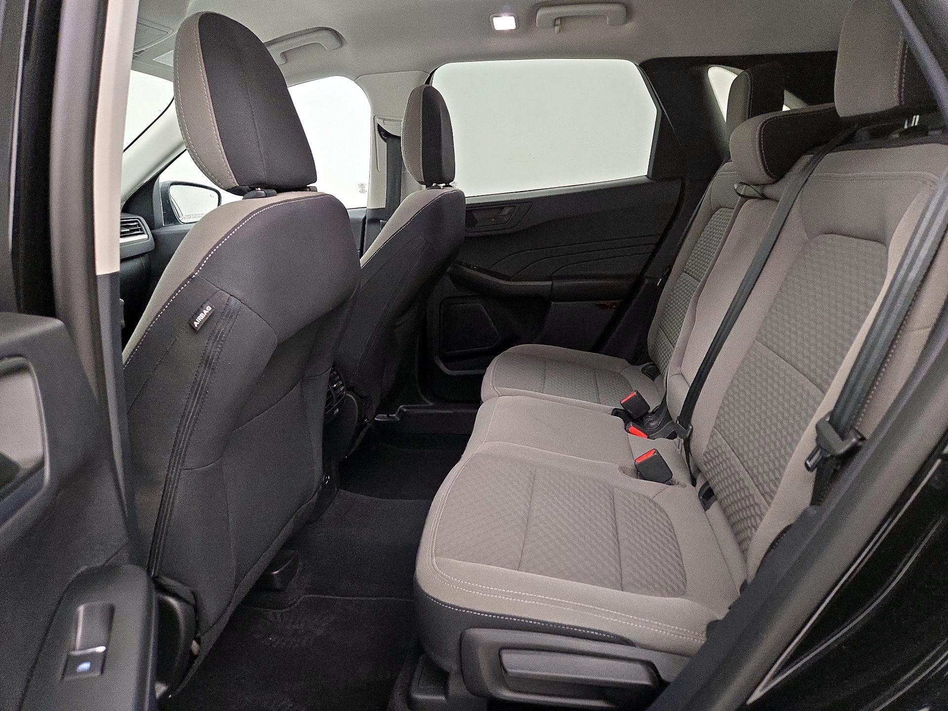 Thumbnail: 2022 Ford Escape - 19