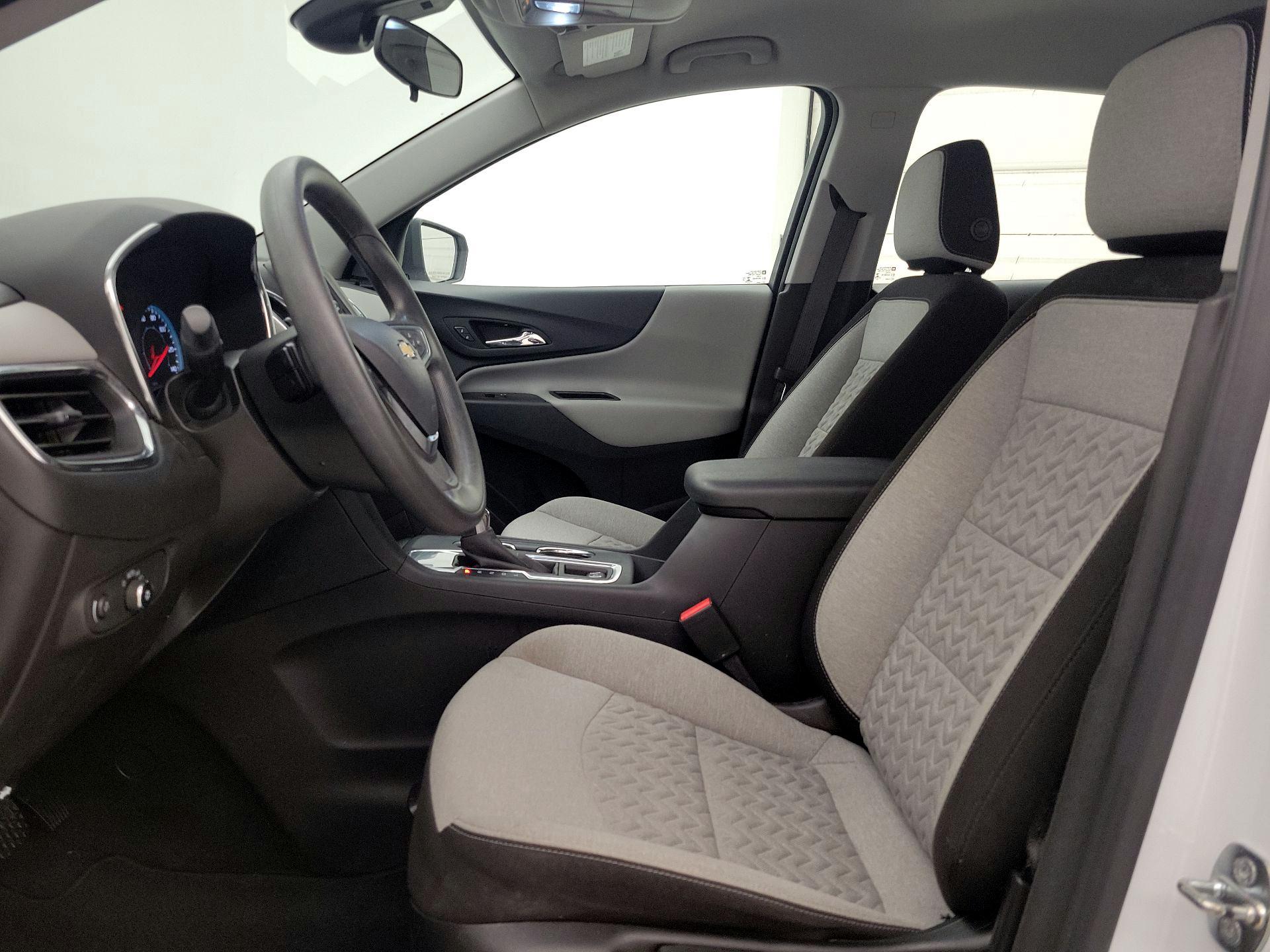 Thumbnail: 2022 Chevrolet Equinox - 11