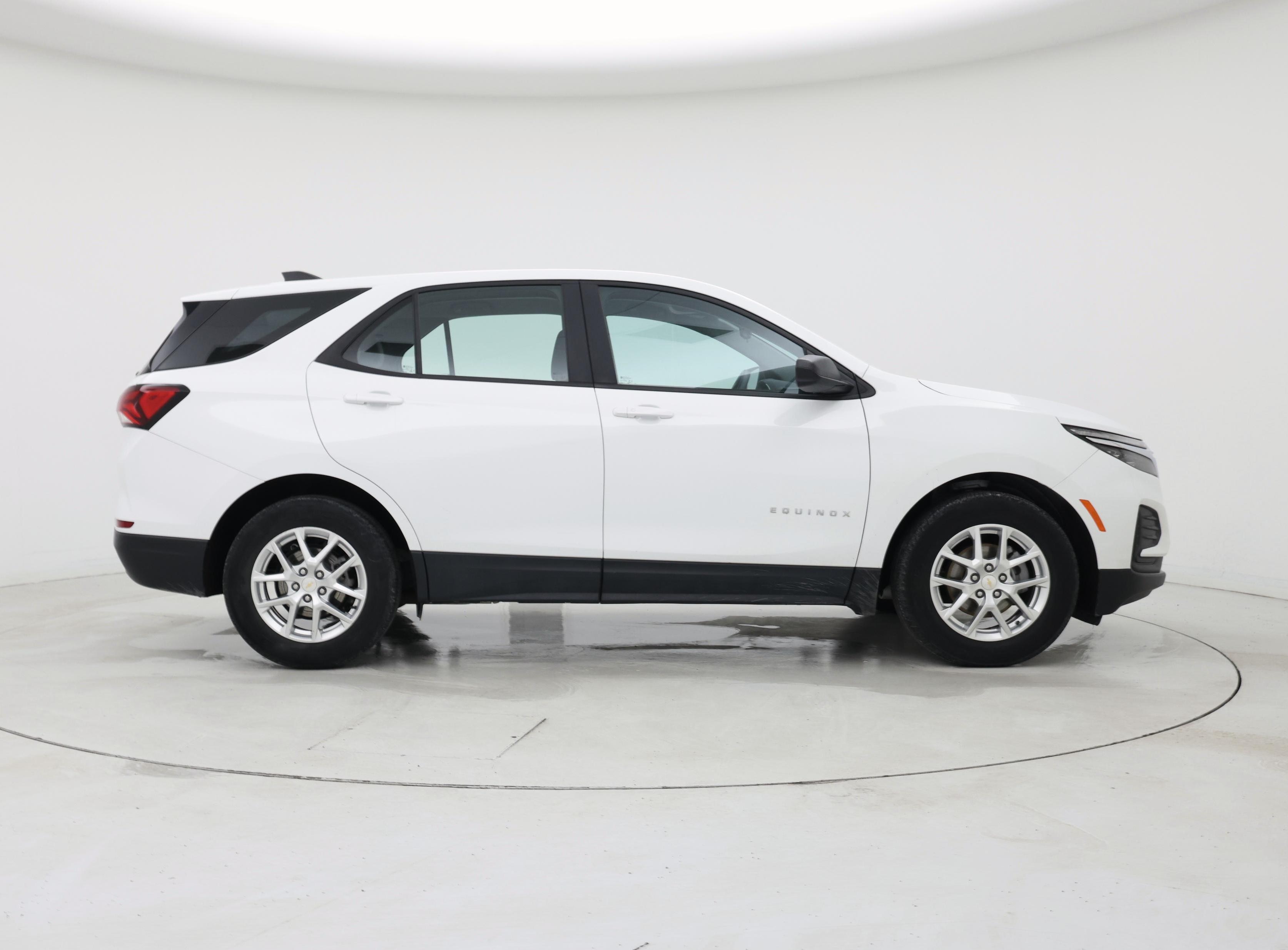 Thumbnail: 2022 Chevrolet Equinox - 7