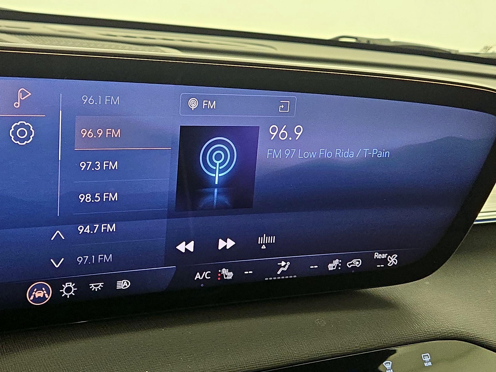 Thumbnail: 2025 Buick Enclave - 14