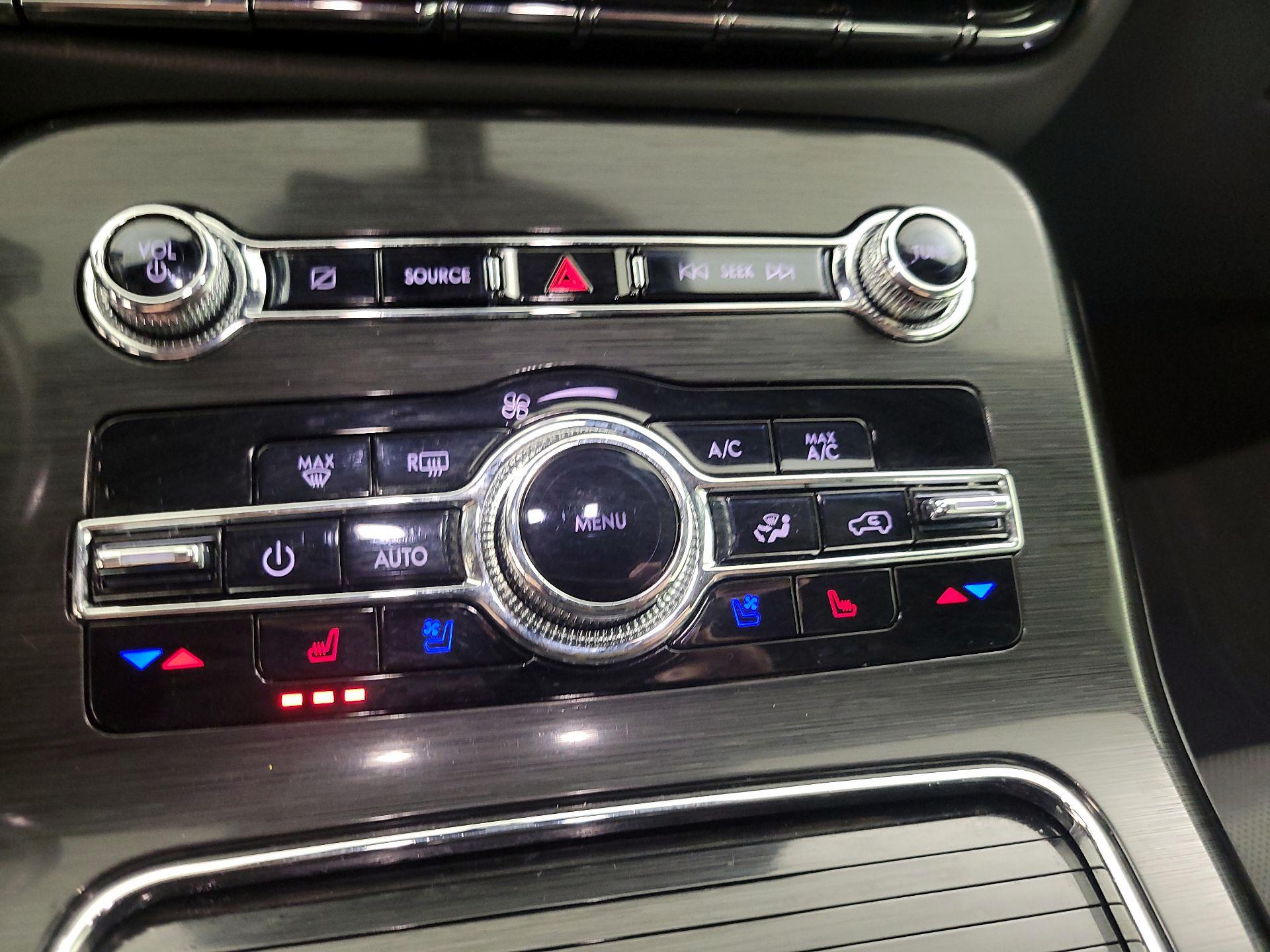 Thumbnail: 2021 Lincoln Nautilus - 17