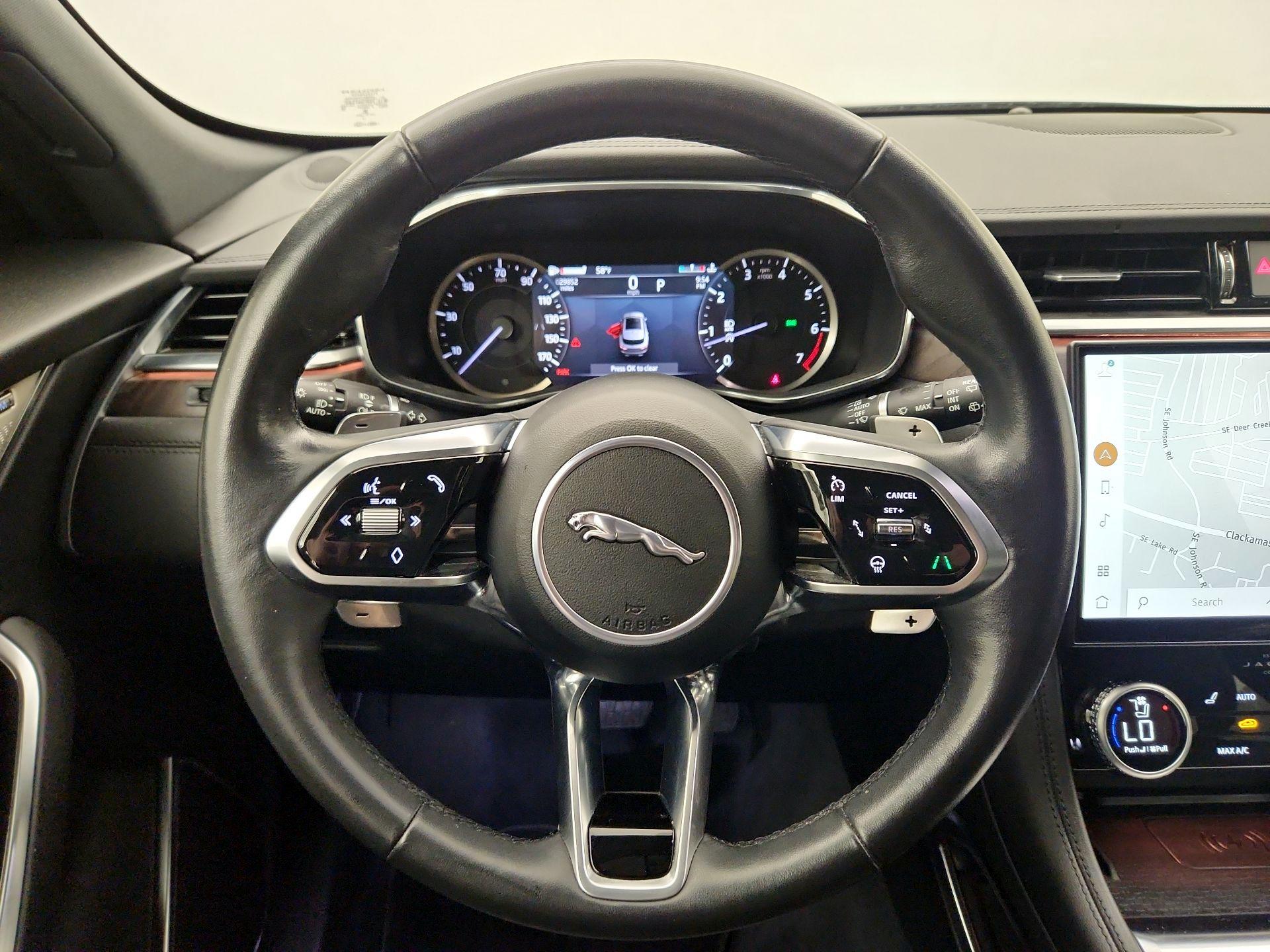 Thumbnail: 2023 Jaguar F-Pace - 10