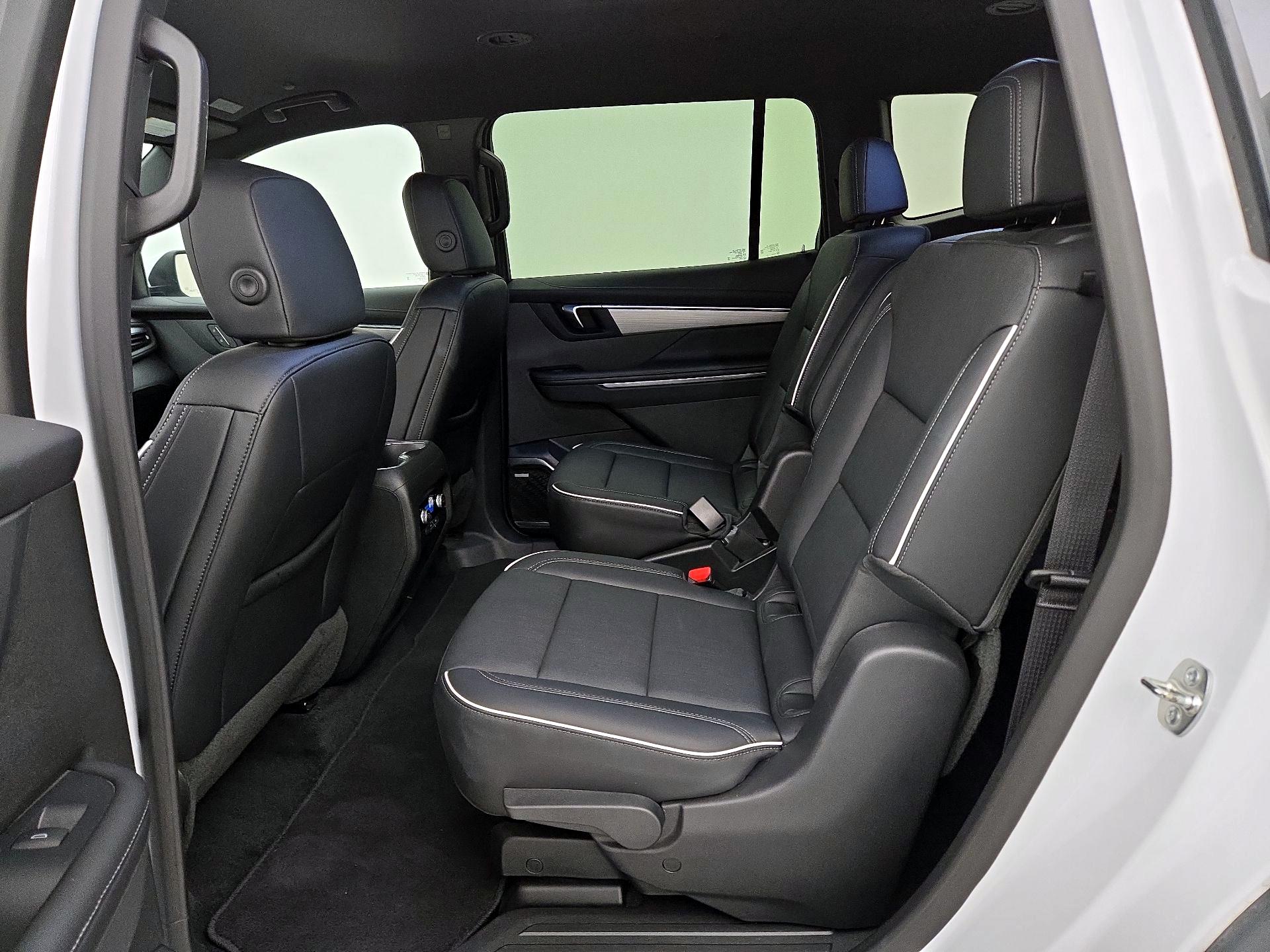 Thumbnail: 2025 Buick Enclave - 19