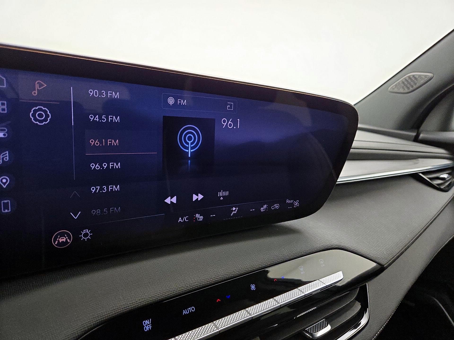 Thumbnail: 2025 Buick Enclave - 15