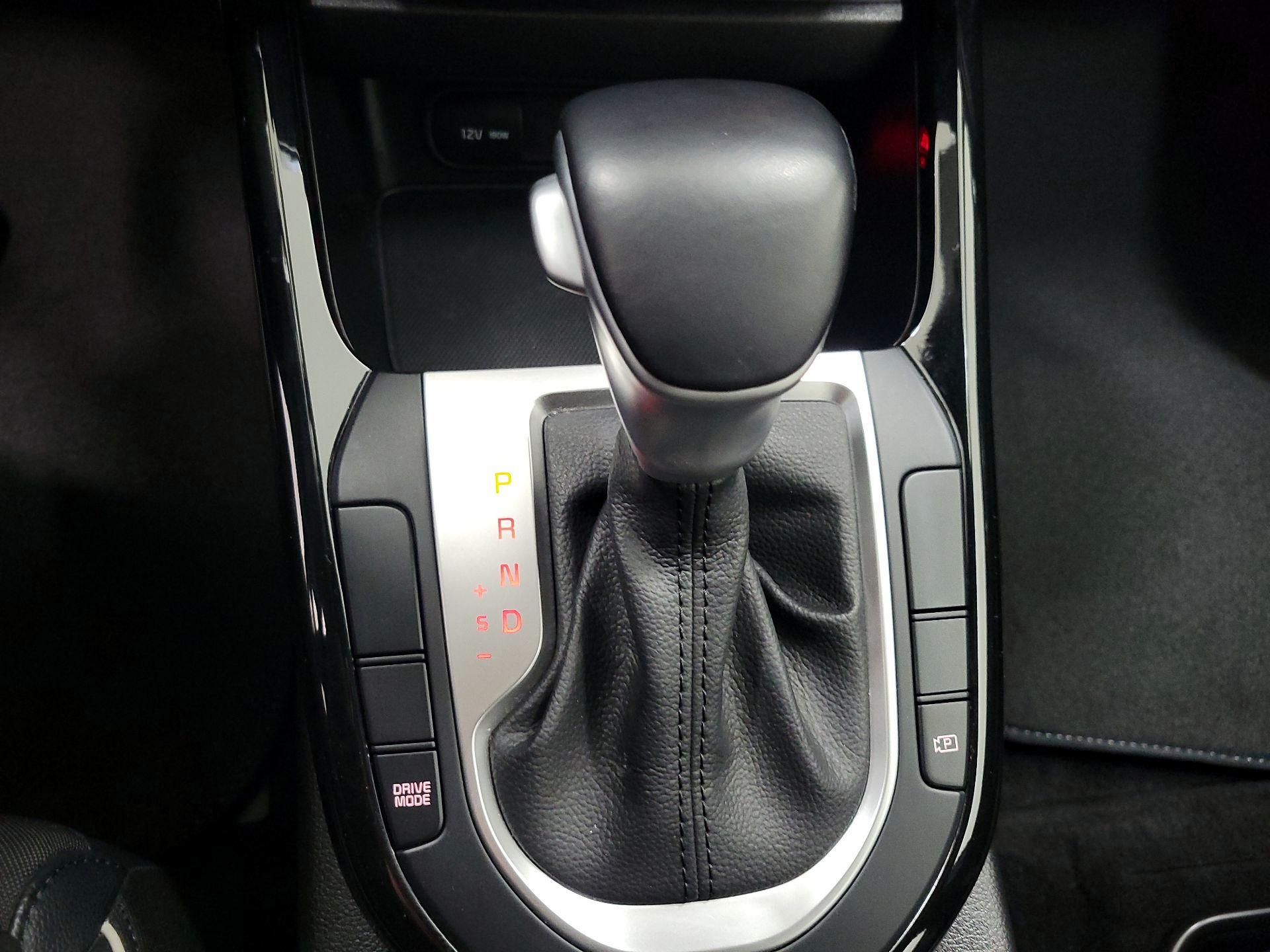 Thumbnail: 2023 Kia Forte - 18