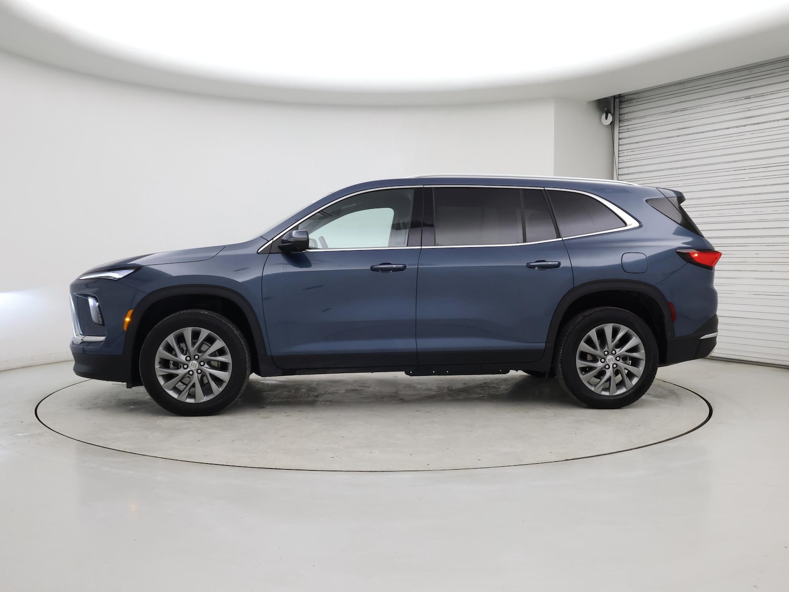 2025 Buick Enclave Preferred - Photo 4