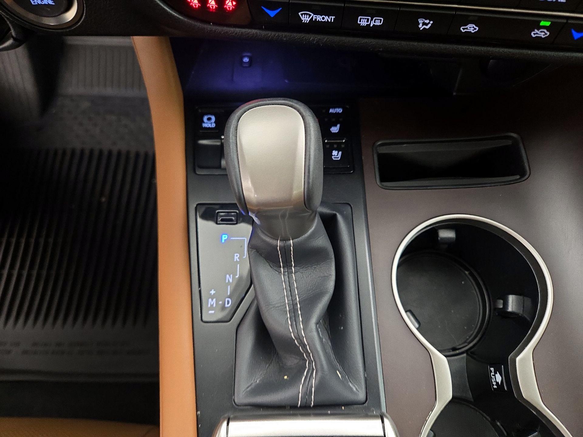 Thumbnail: 2022 Lexus RX - 17