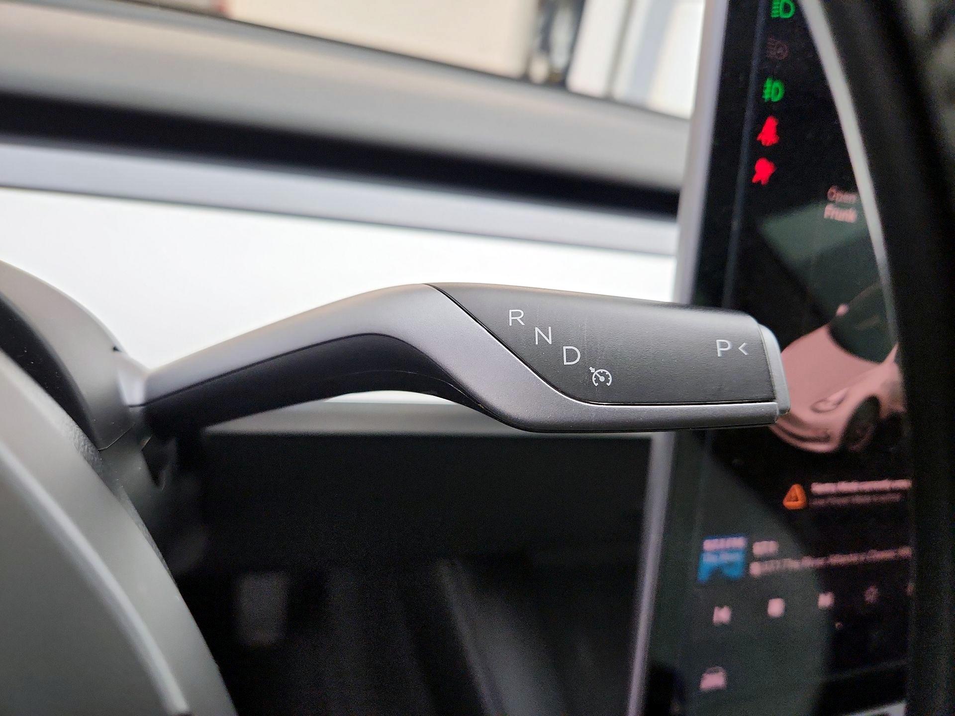 Thumbnail: 2022 Tesla Model 3 - 17