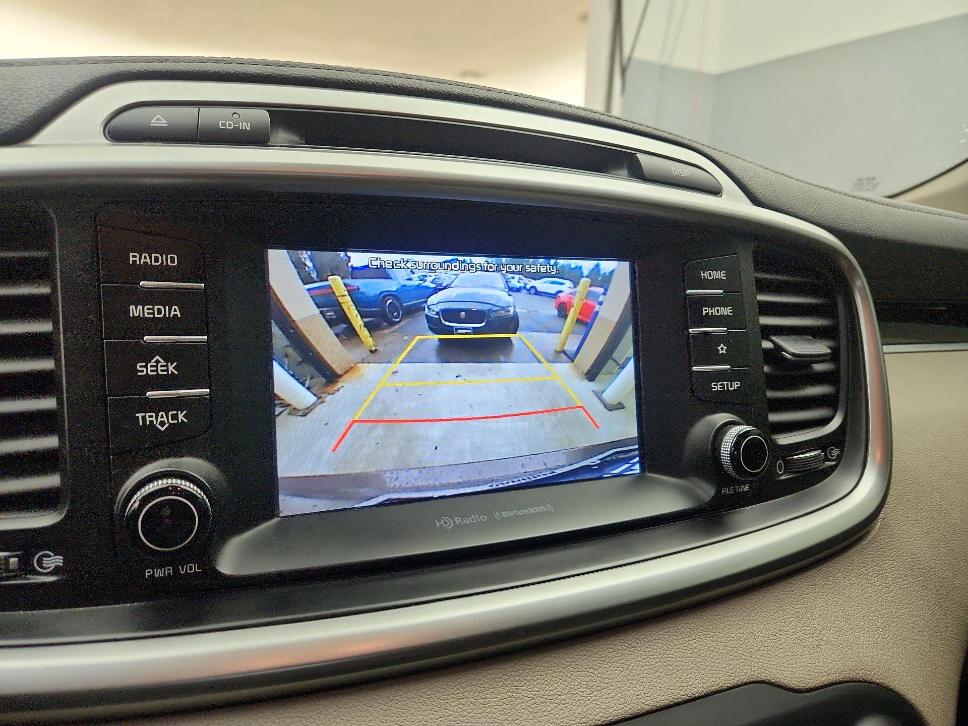 Thumbnail: 2019 Kia Sorento - 14