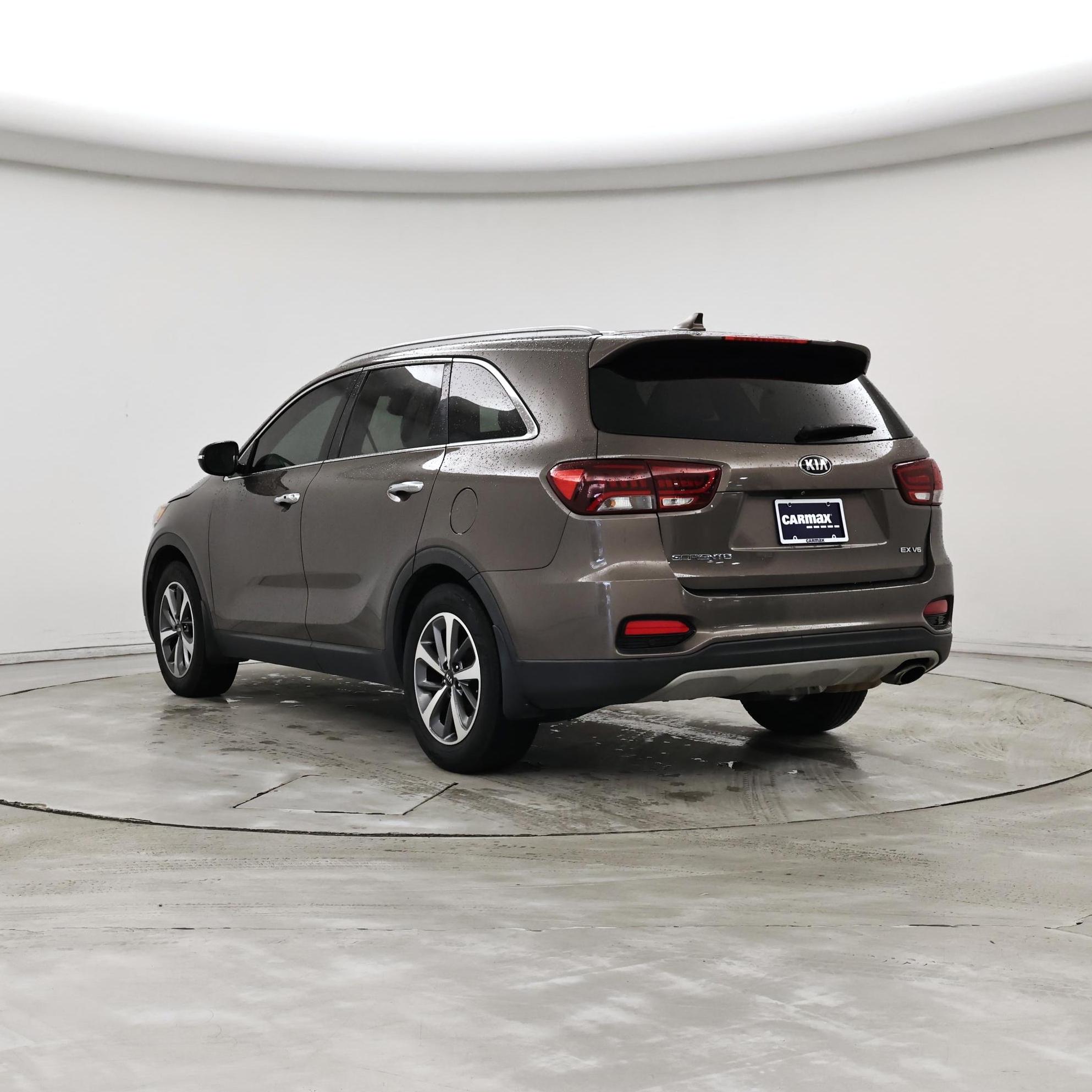 Thumbnail: 2019 Kia Sorento - 2