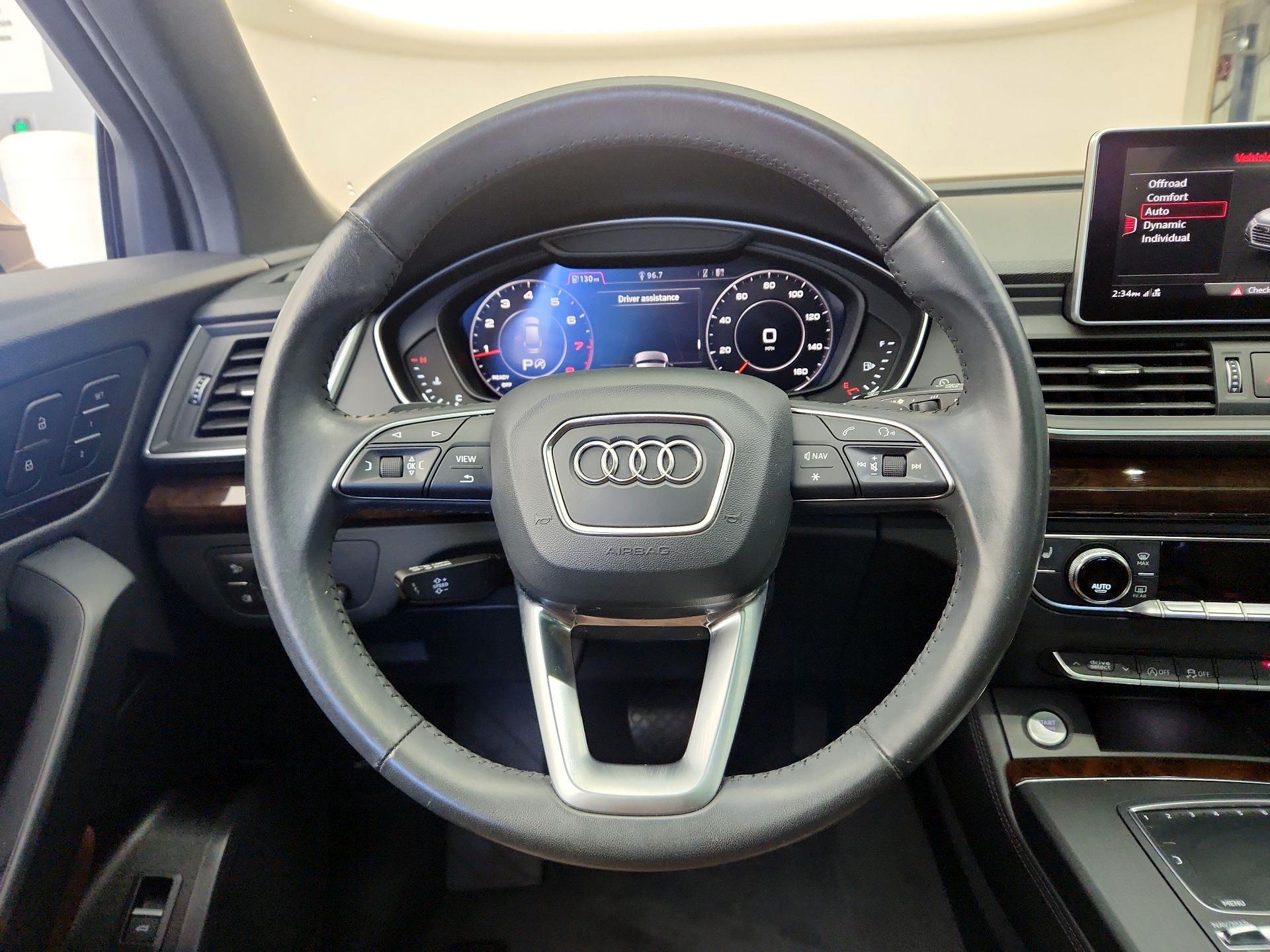 Thumbnail: 2020 Audi Q5 - 10
