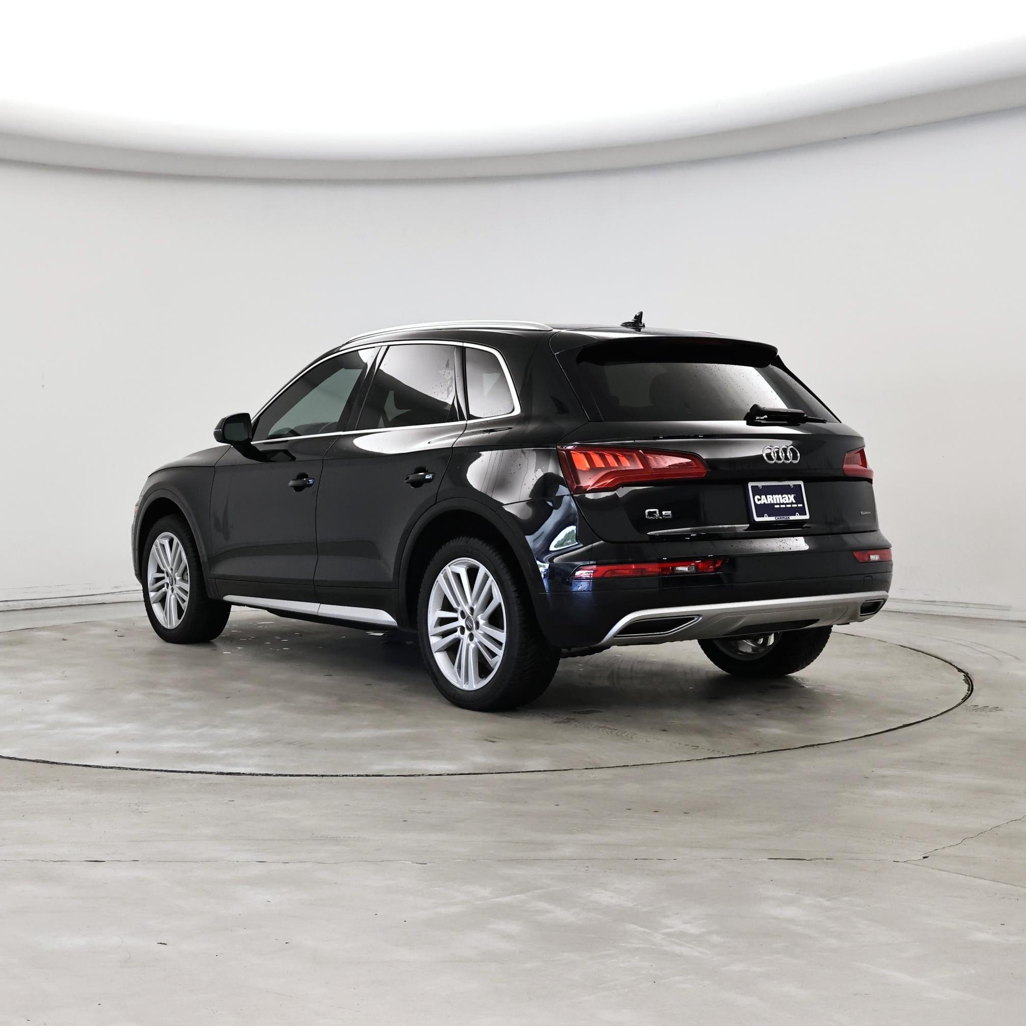 Thumbnail: 2020 Audi Q5 - 2