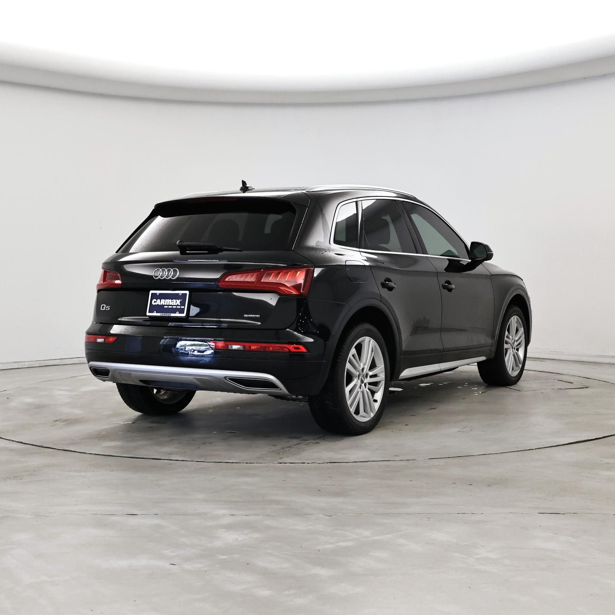 Thumbnail: 2020 Audi Q5 - 8