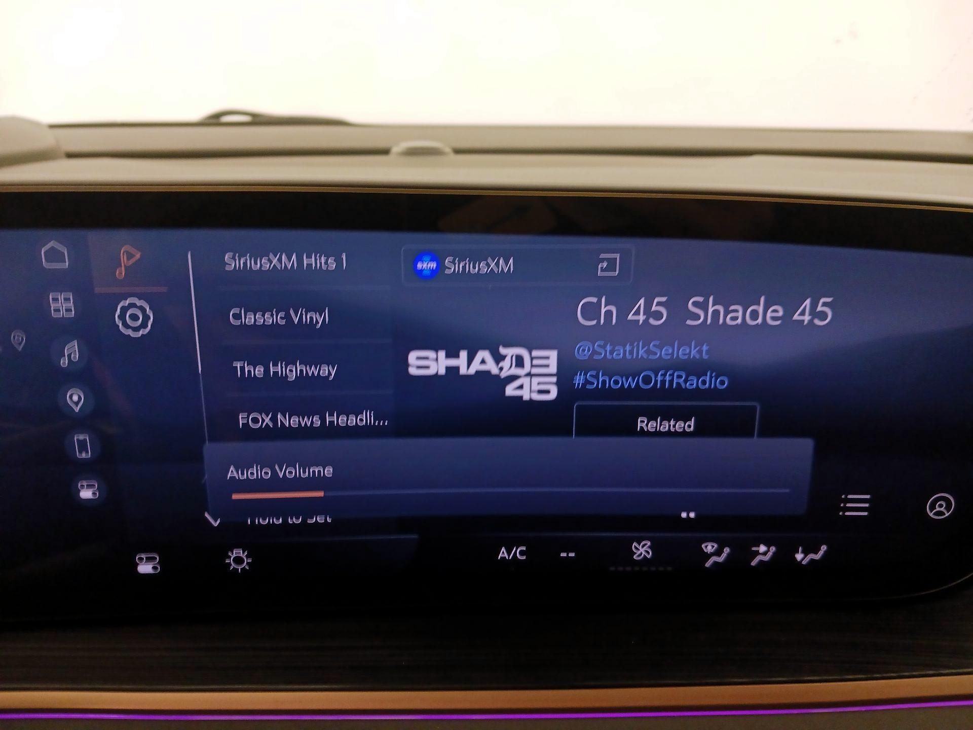 Thumbnail: 2025 Buick Envision - 16