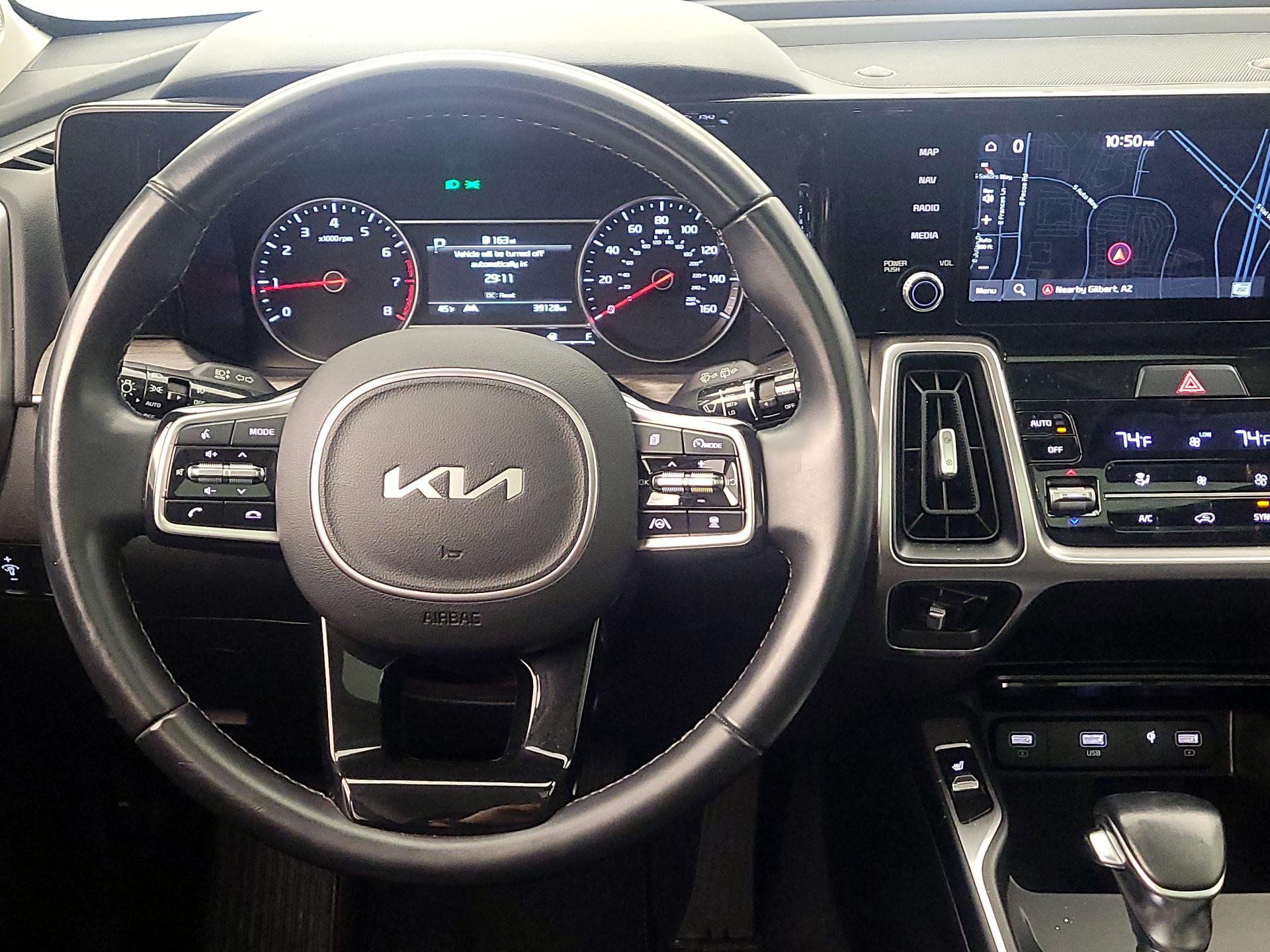 Thumbnail: 2022 Kia Sorento - 10