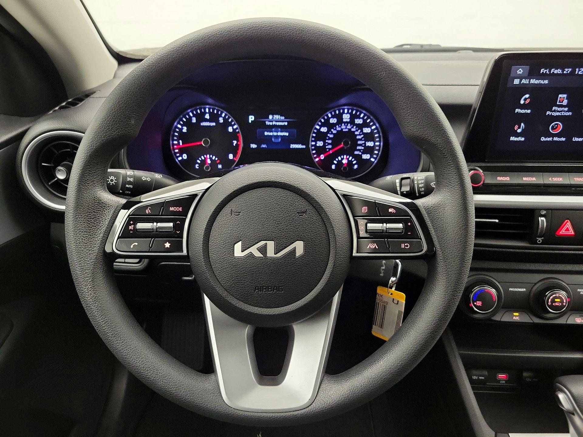 Thumbnail: 2023 Kia Forte - 10