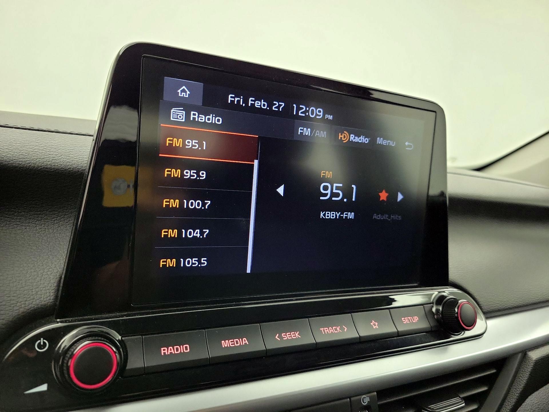 Thumbnail: 2023 Kia Forte - 15